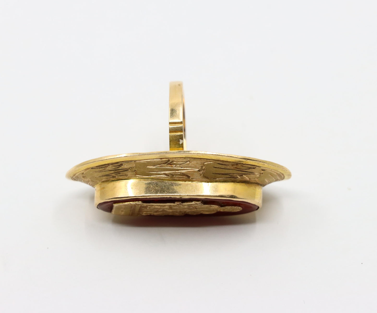 Antique 18K Gold Agate Ring