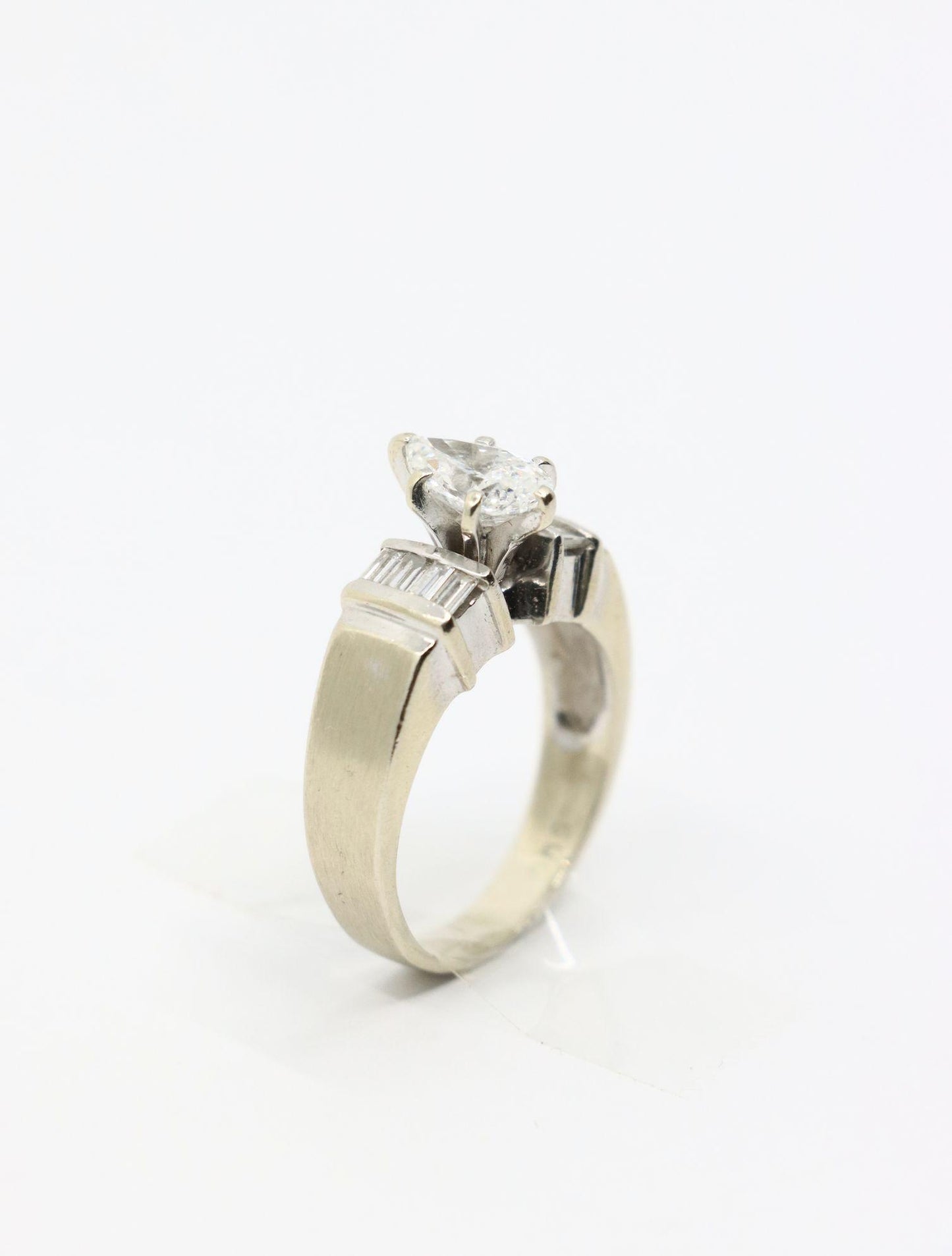 Vintage 14K White Gold Pear Shape Diamond Ring