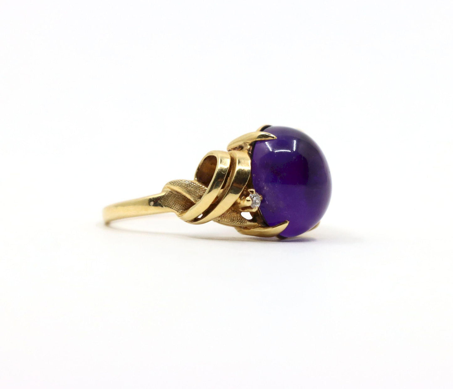 Vintage 14K Gold Diamond Amethyst Ring