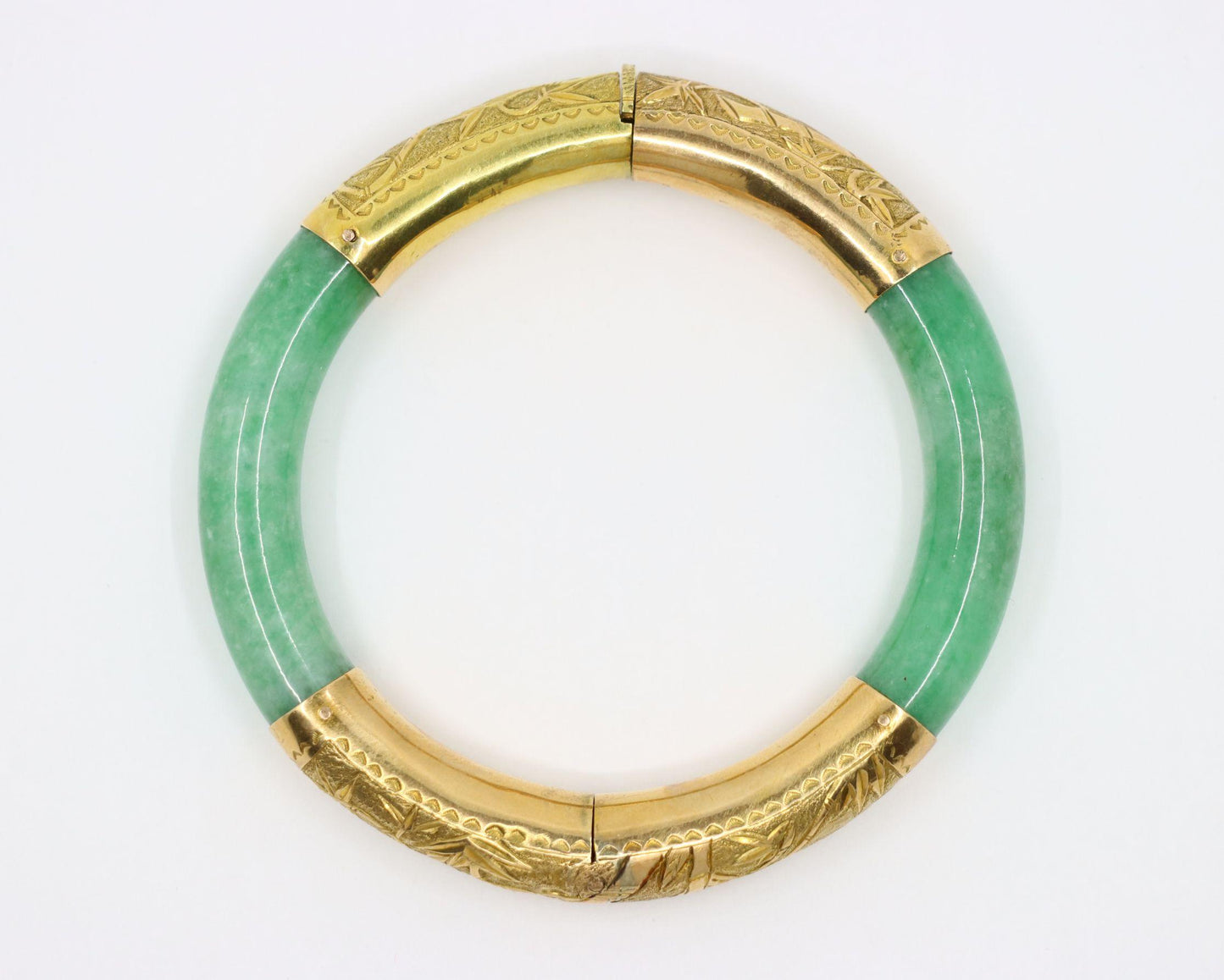 Vintage 14K Gold Green Jade Bracelet