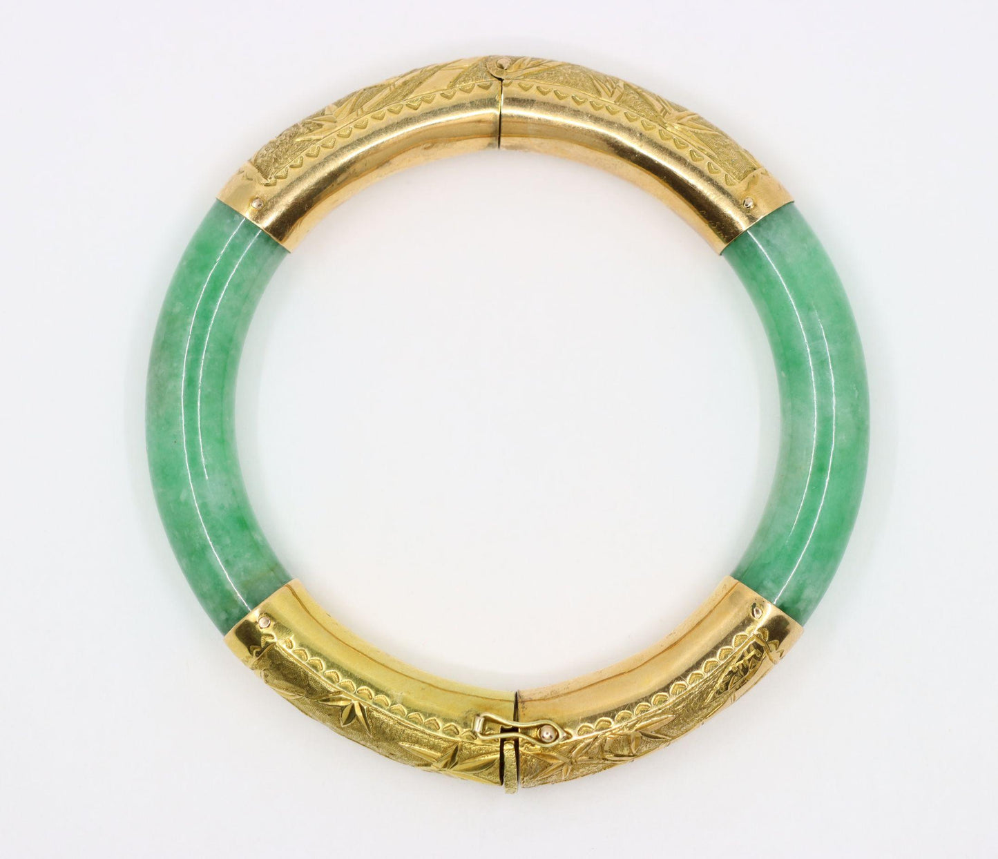 Vintage 14K Gold Green Jade Bracelet