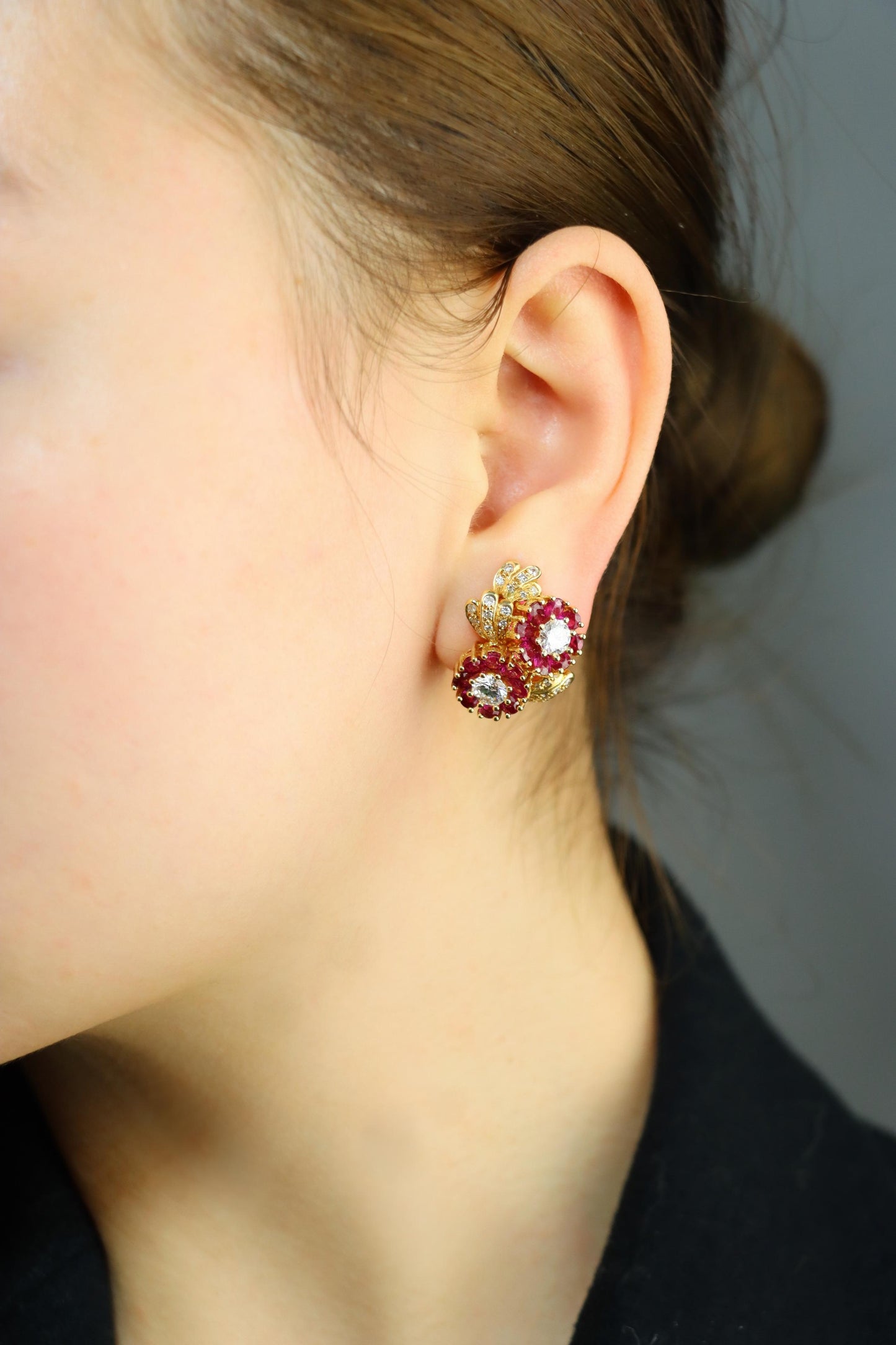Vintage 18K Gold Ruby Diamonds Flower Earrings