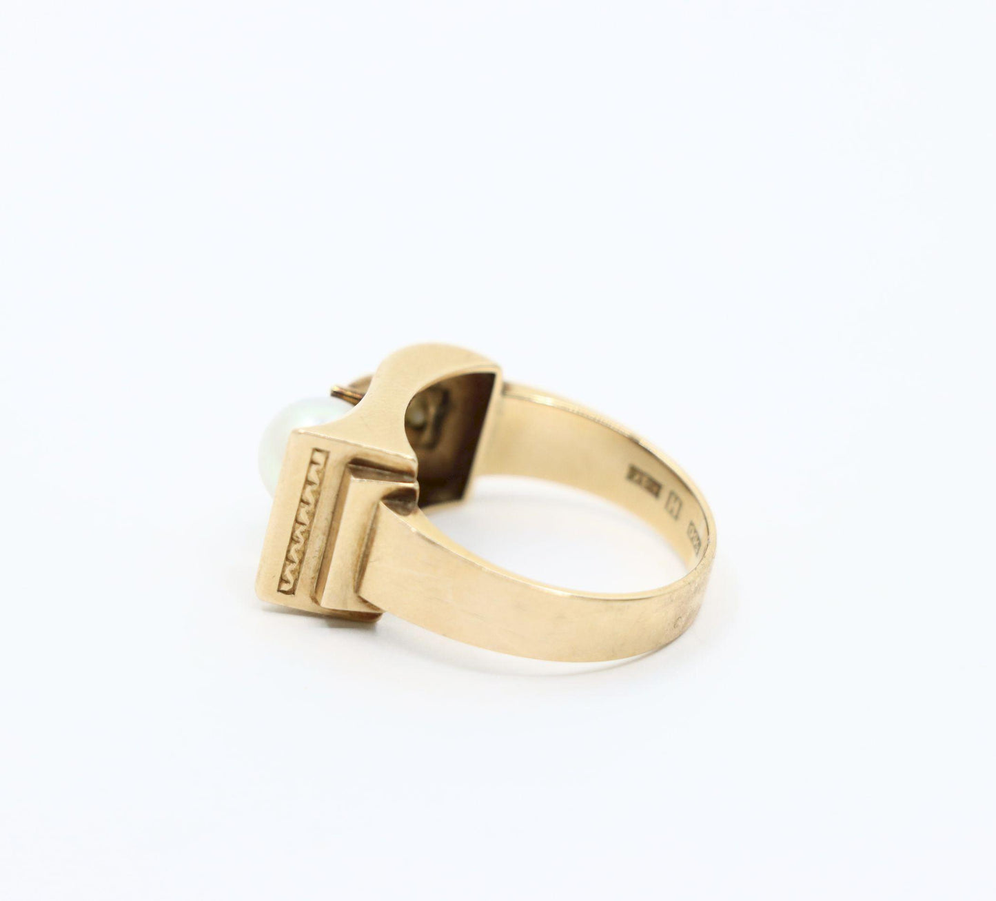 Victorian 14K Gold Pearl Belt Buckle Ring