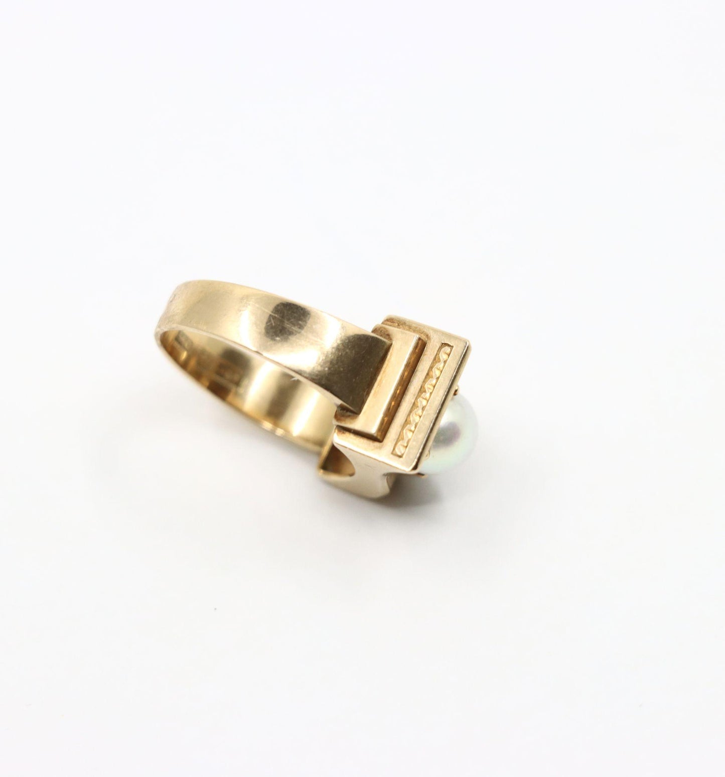 Victorian 14K Gold Pearl Belt Buckle Ring