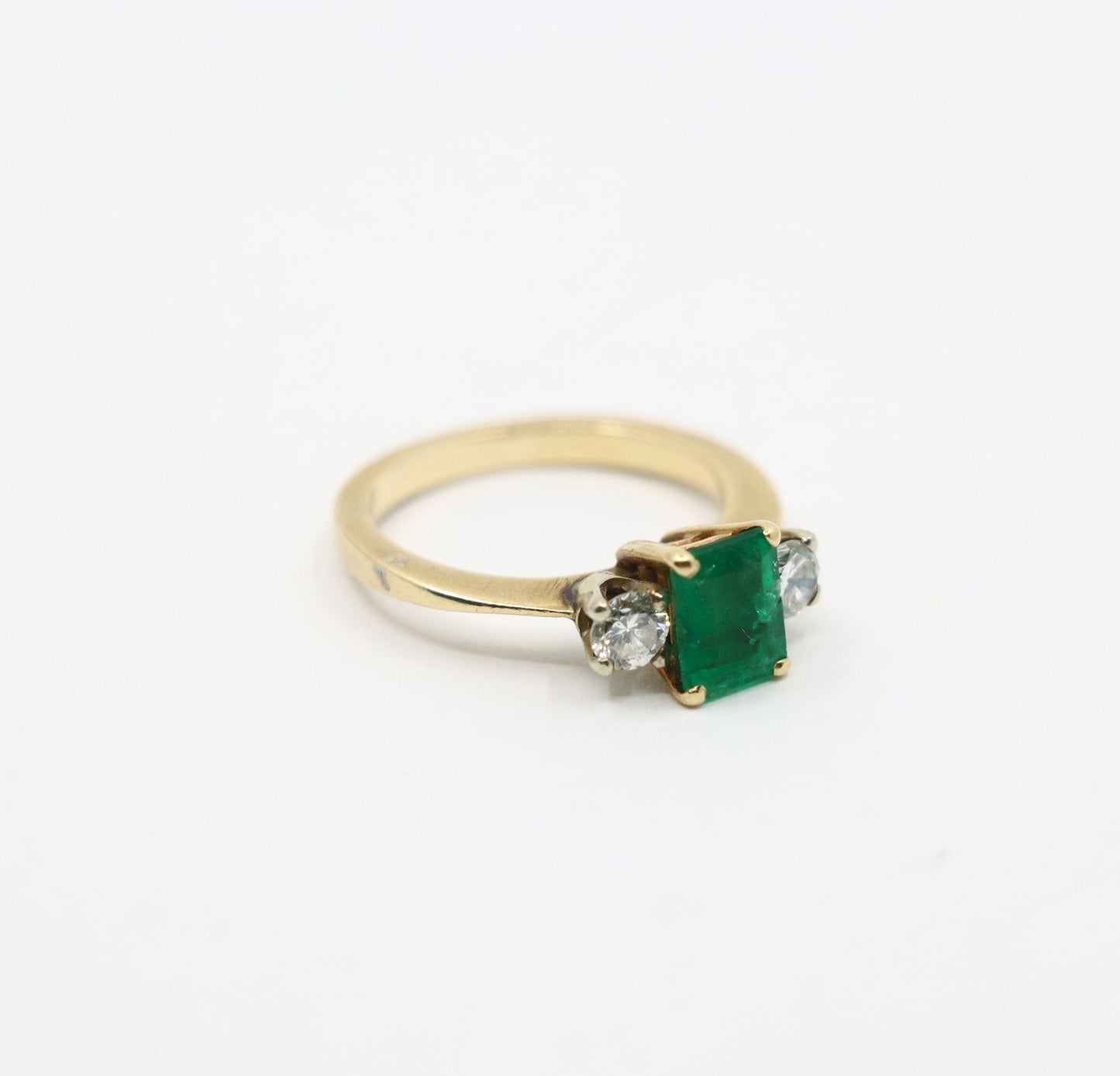 14K Gold Emerald Diamond Ring