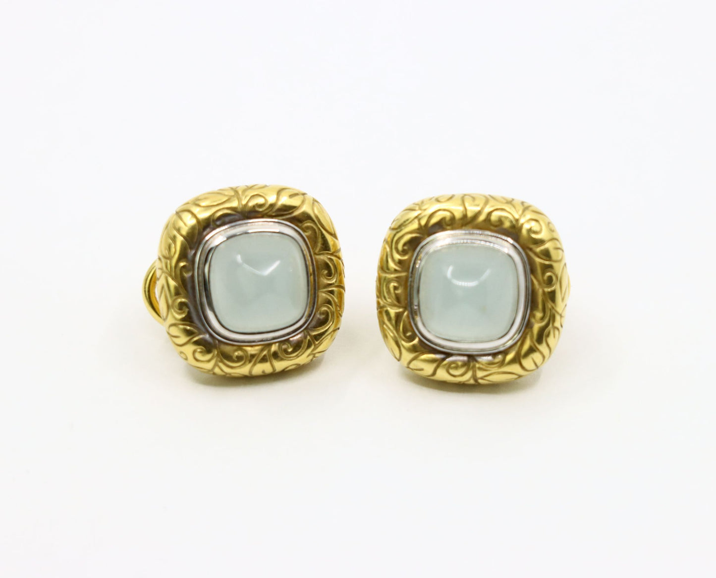 Vintage 18K Gold Square Jade Cabochon Earrings