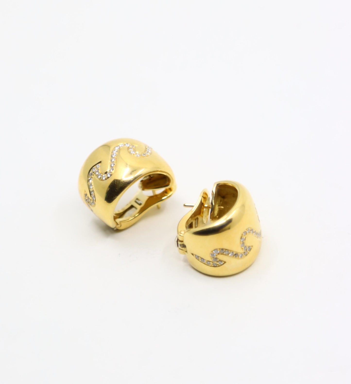 Van Cleef & Appels 18K Gold Diamond Hoop Earrings