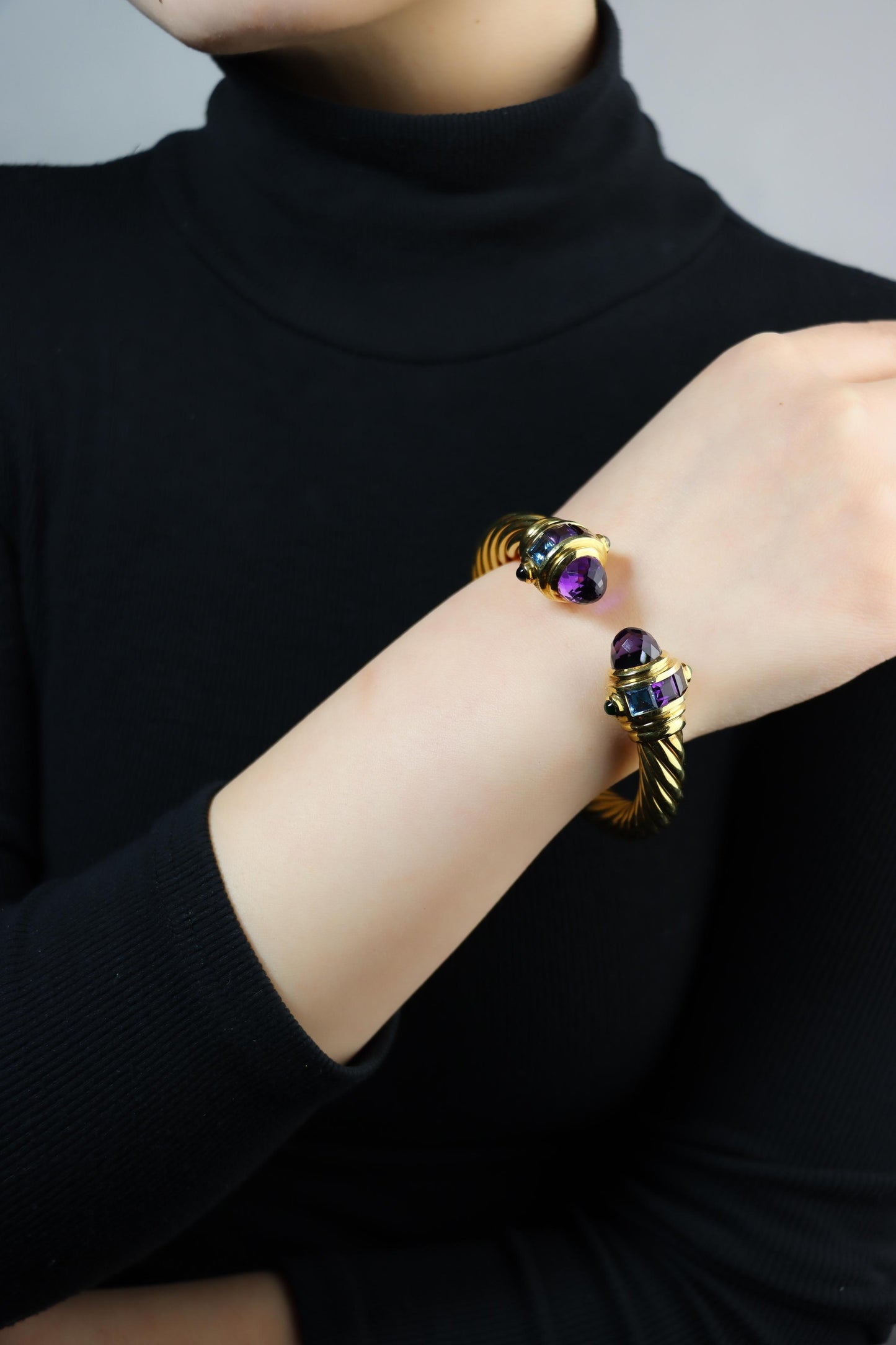 Vintage 18K Gold Muti-Gem Renaissance Cable Bracelet