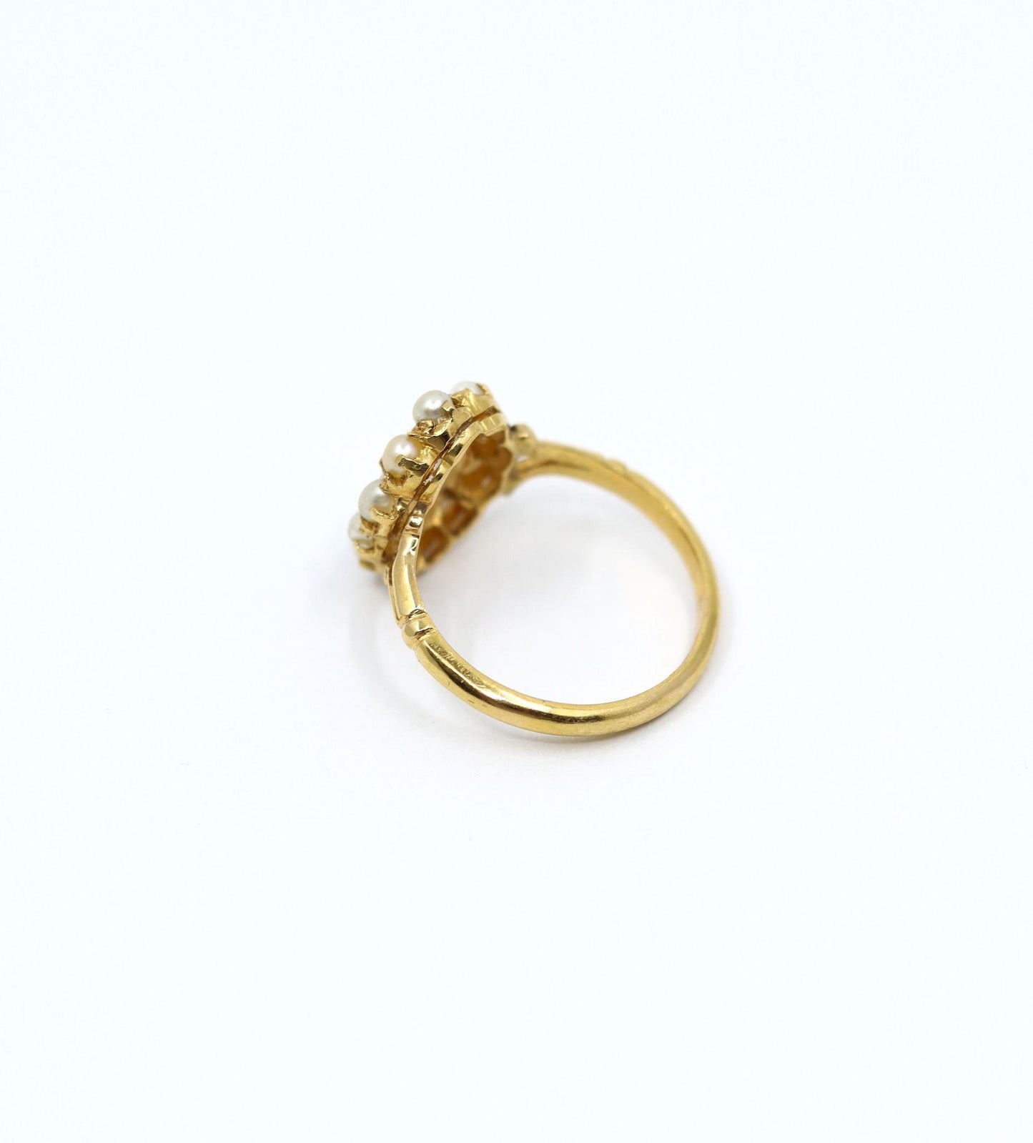 Vintage 18K Gold Rose Cut Diamond Seed Pearl Ring