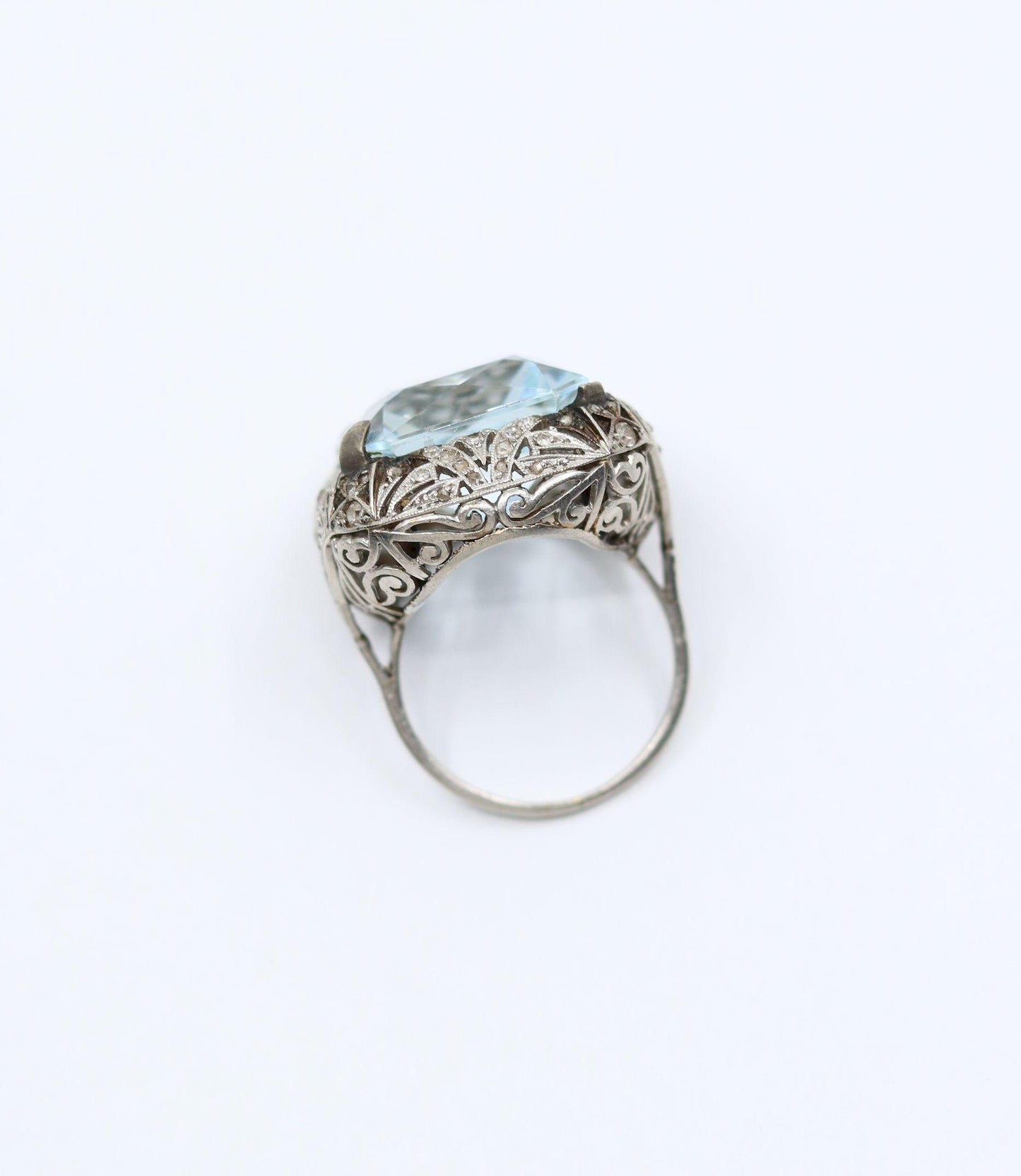 Art Deco Platinum Aquamarine Ring
