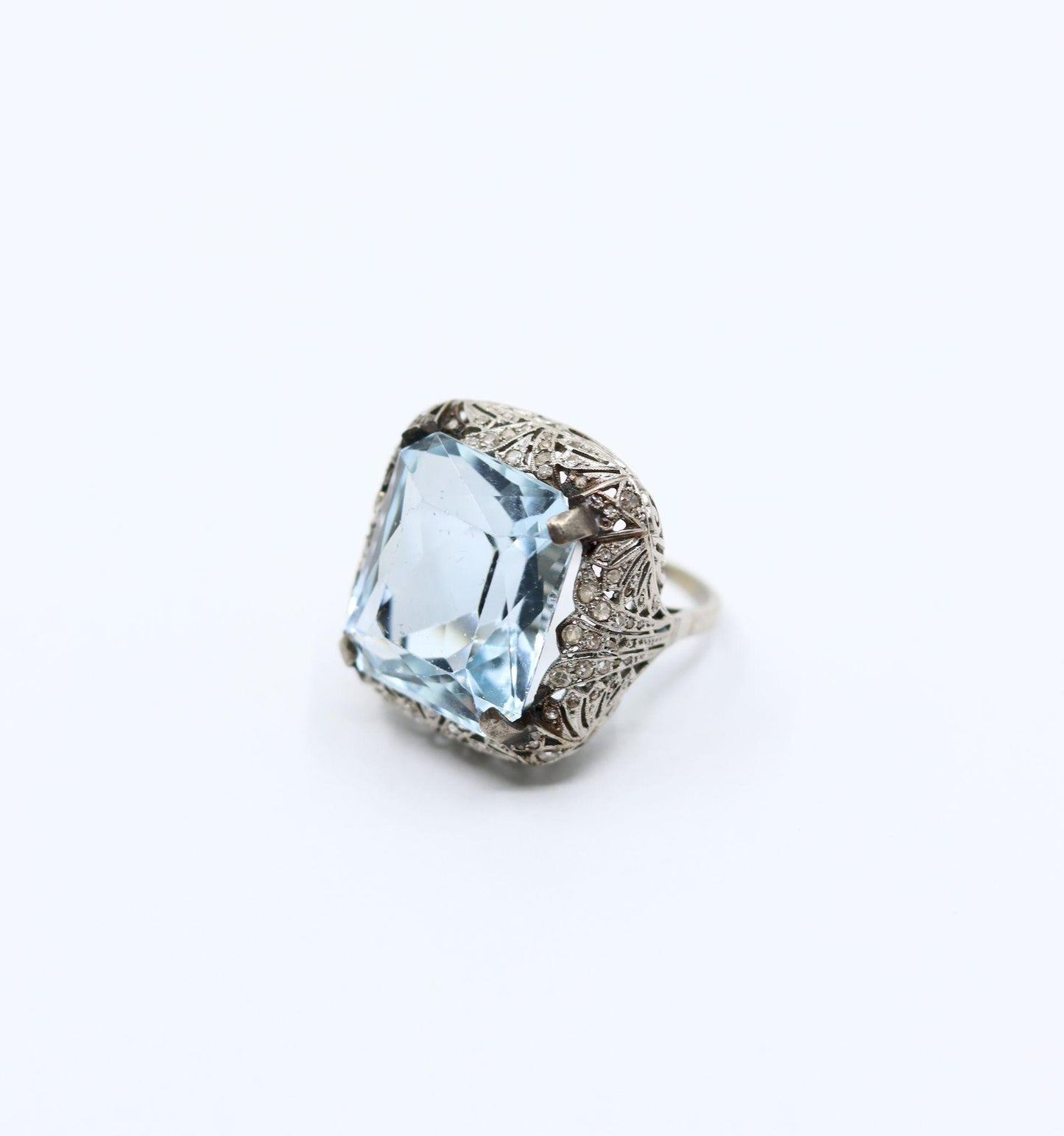 Art Deco Platinum Aquamarine Ring