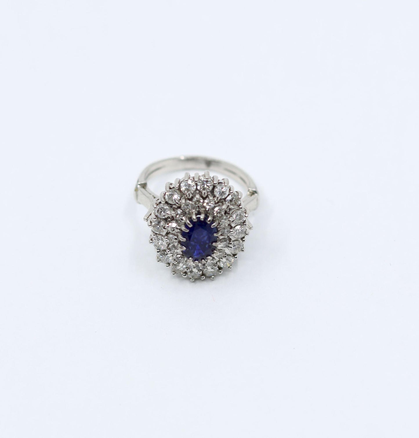 Vintage 14K White Gold Sapphire Diamonds Ring