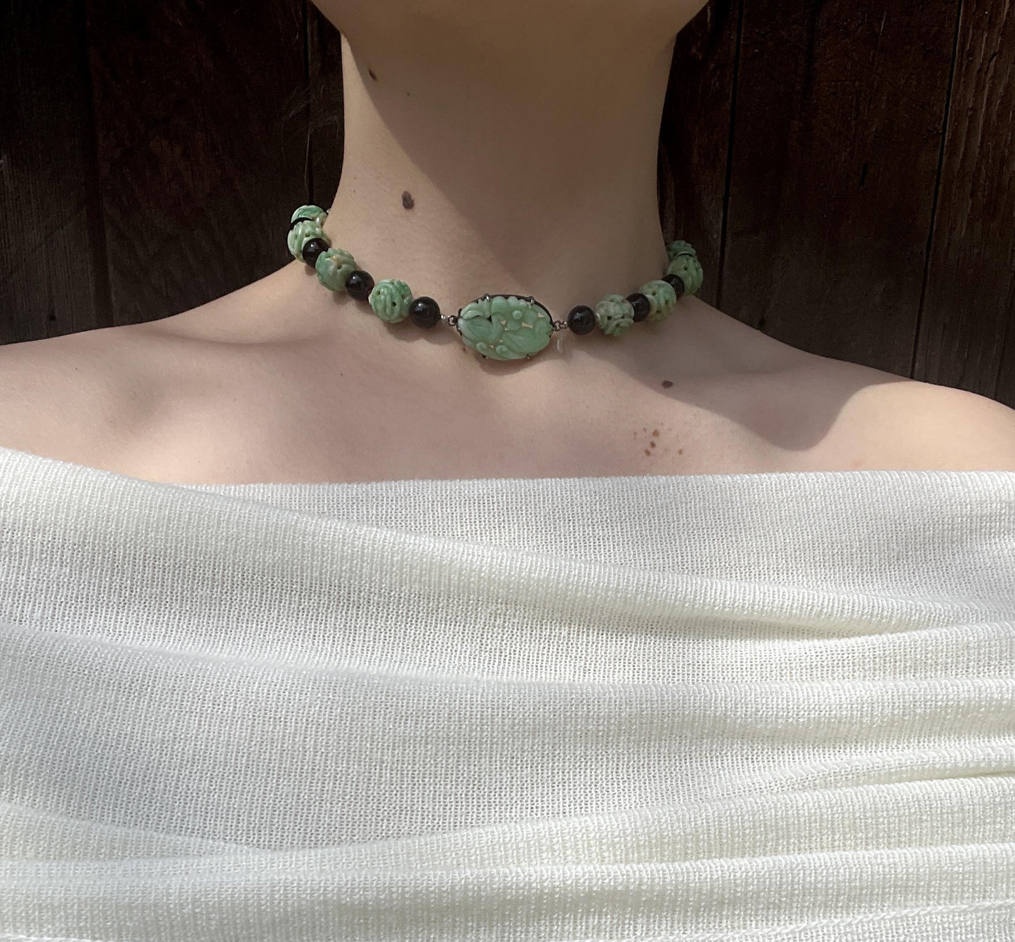 Vintage Chinese Carved Jade Bead Necklace