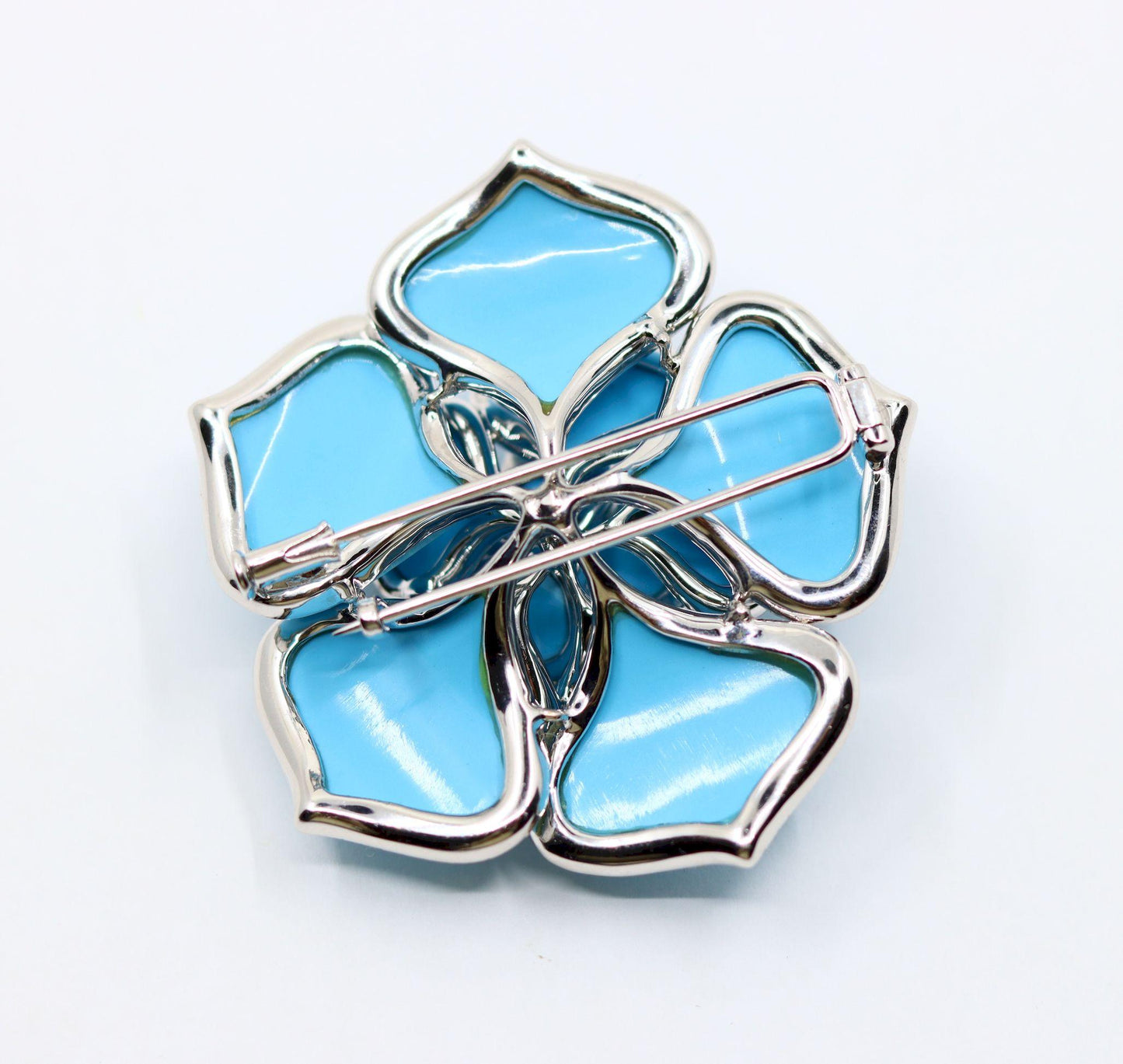 Diamond Turquoise 18K White Gold Flower Brooch