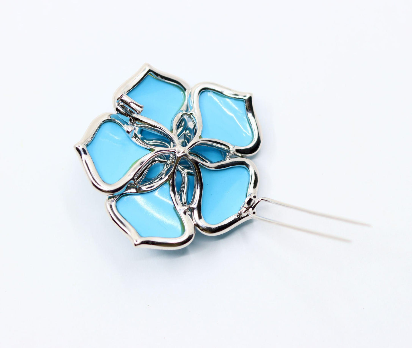 Diamond Turquoise 18K White Gold Flower Brooch
