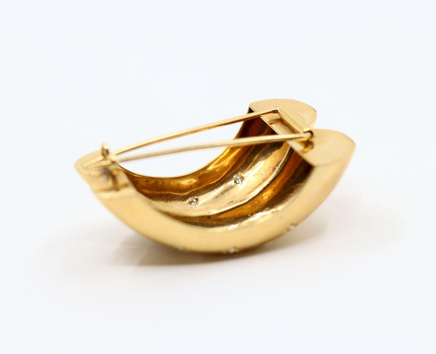 14K Gold Star Etched Diamond Brooch Pin