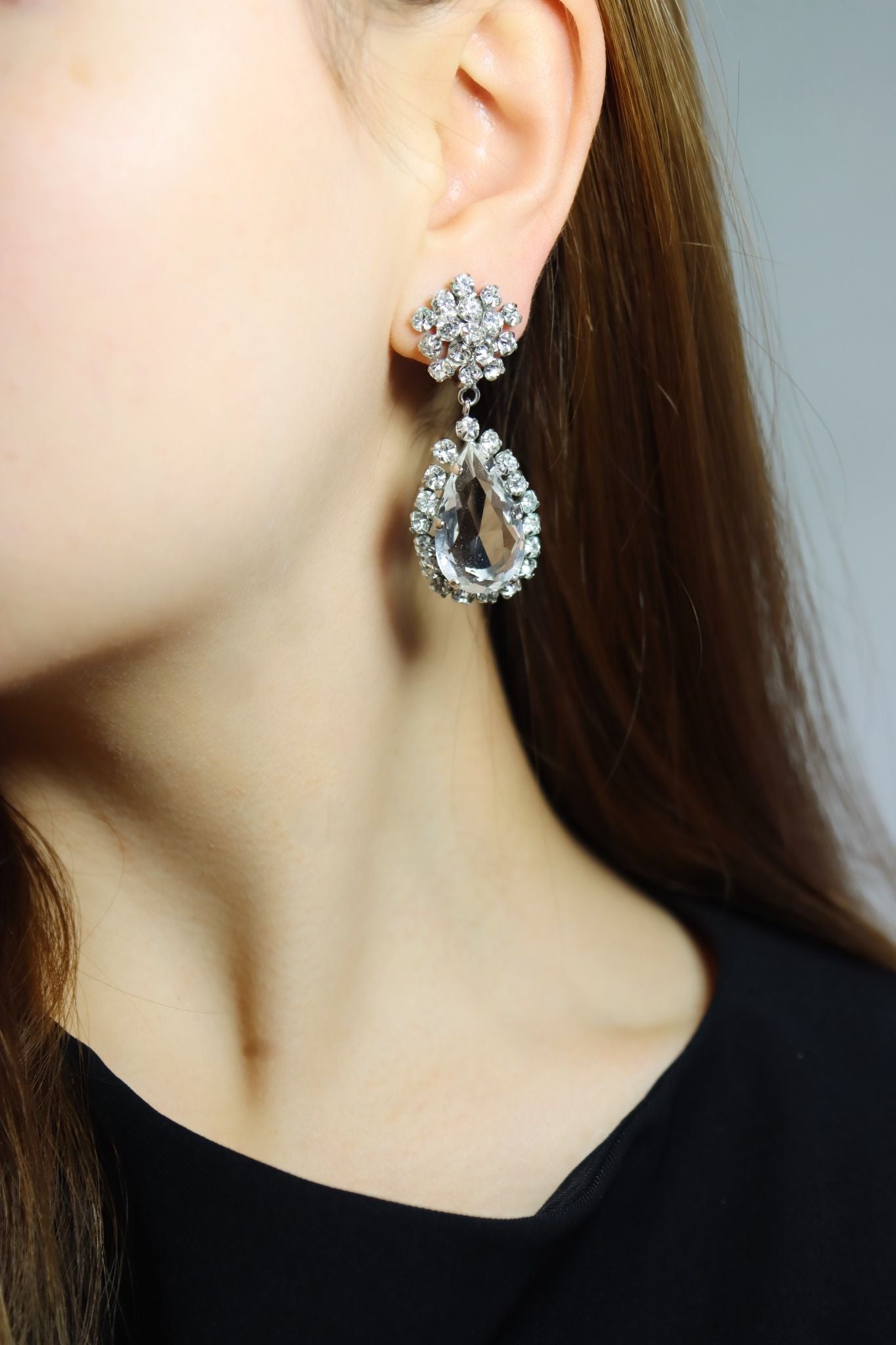 Vintage Silver Tone Rhinestone Crystal Earrings