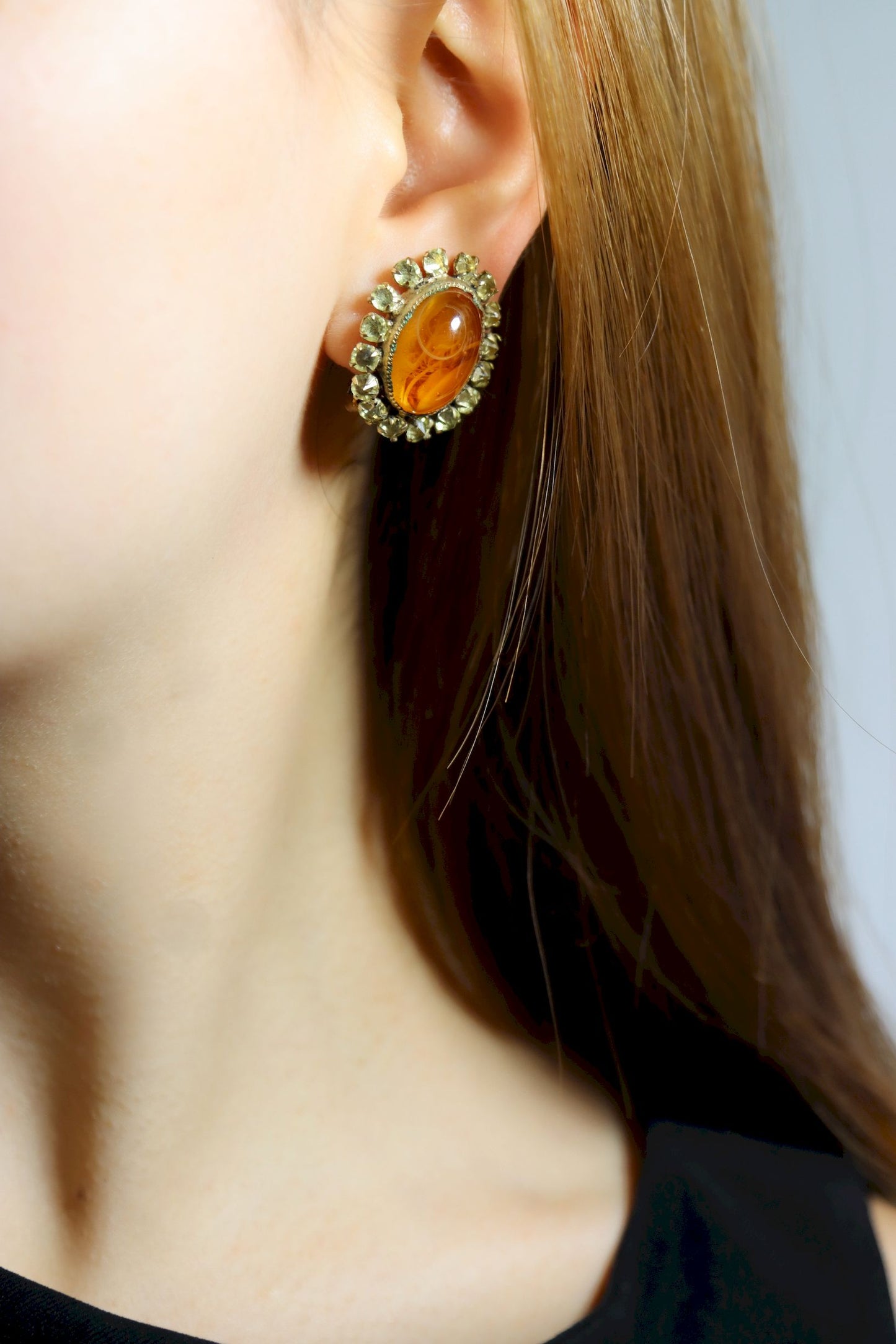 Vintage Schreiner Gold Tone Brown & Yellow Rhinestone Earrings & Brooch Set