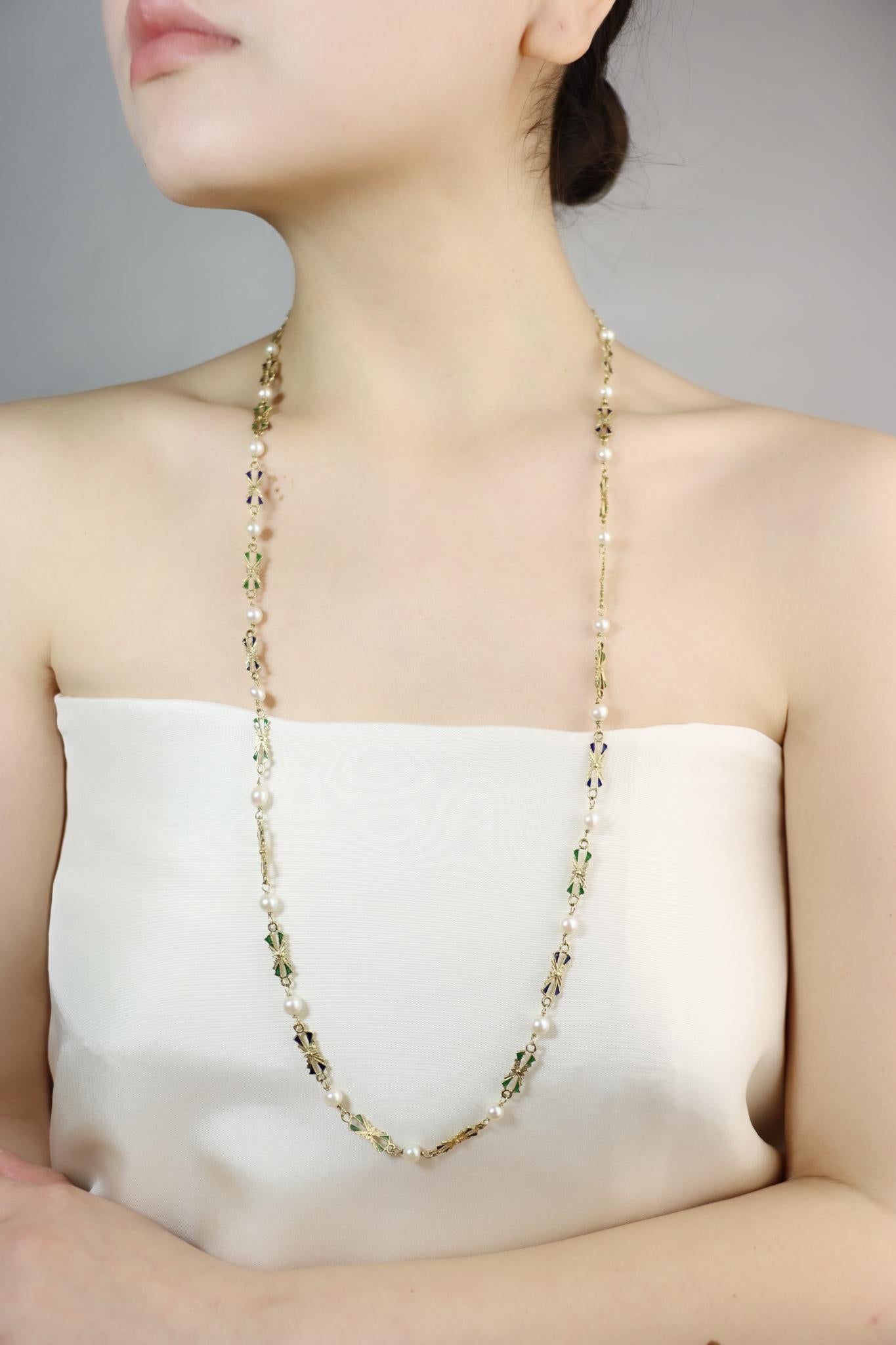 18K Gold Pearl Enamel Necklace