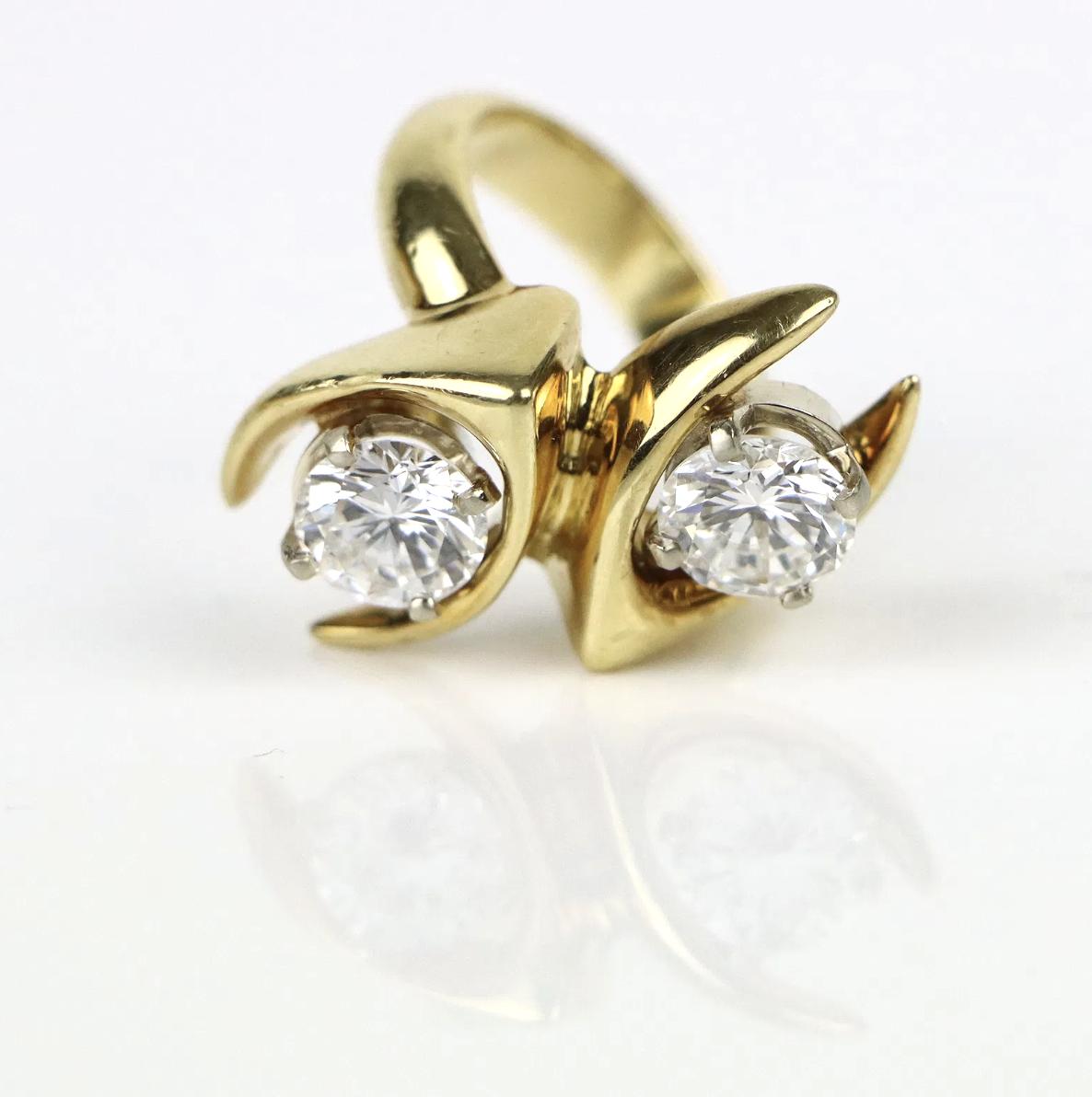 18K Gold GIA Certified Toi et Moi Diamond Ring