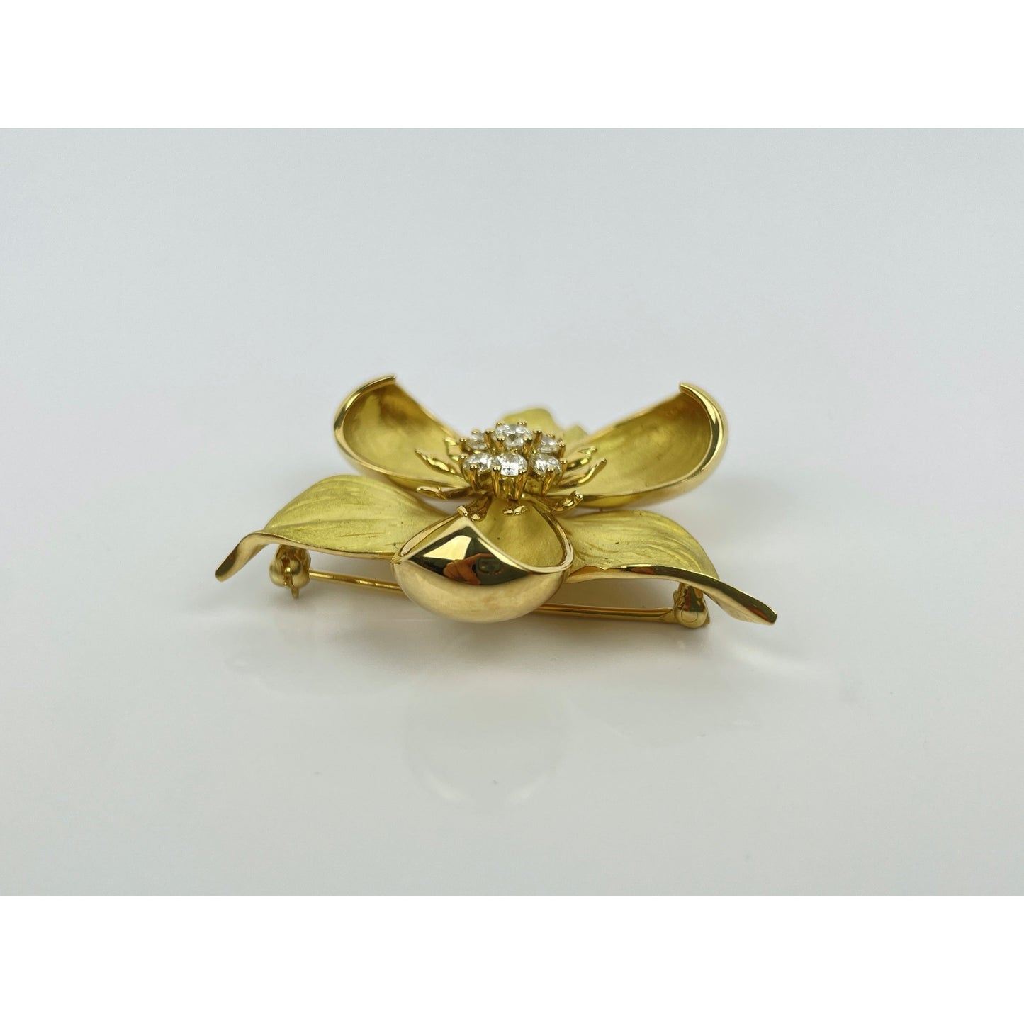 Tiffany & Co. Classic Collection 18k Gold Diamond Dogwood Flower Brooch