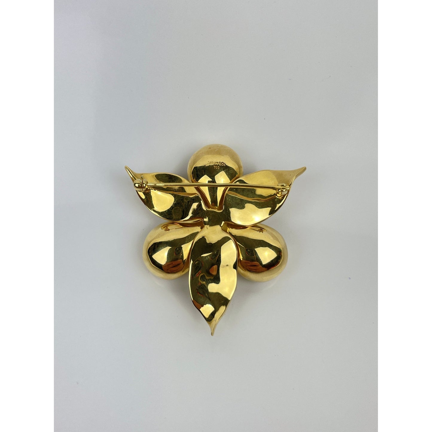 Tiffany & Co. Classic Collection 18k Gold Diamond Dogwood Flower Brooch