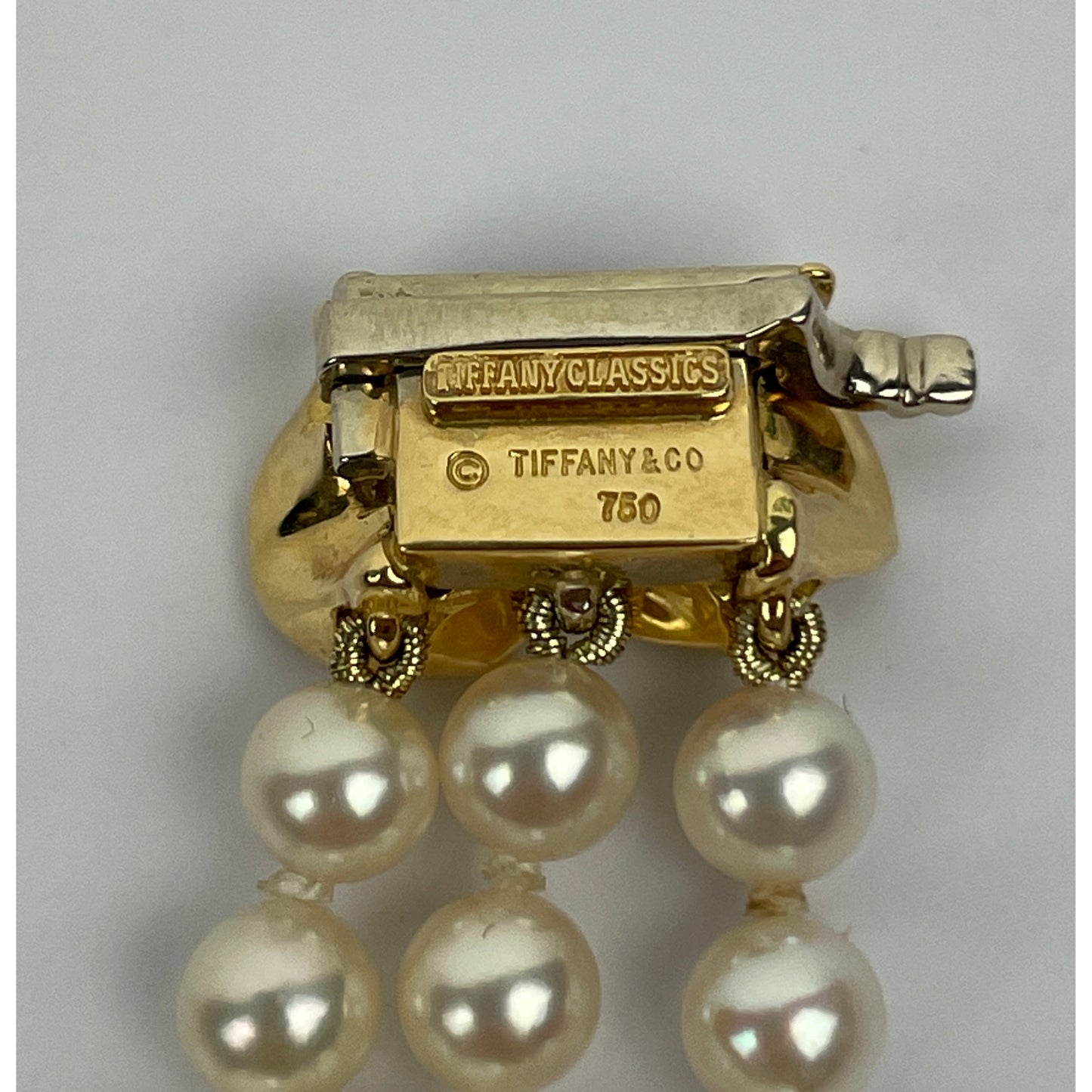 Tiffany & Co. Classic Collection 18k Gold Diamond Pearl Strand Bracelet