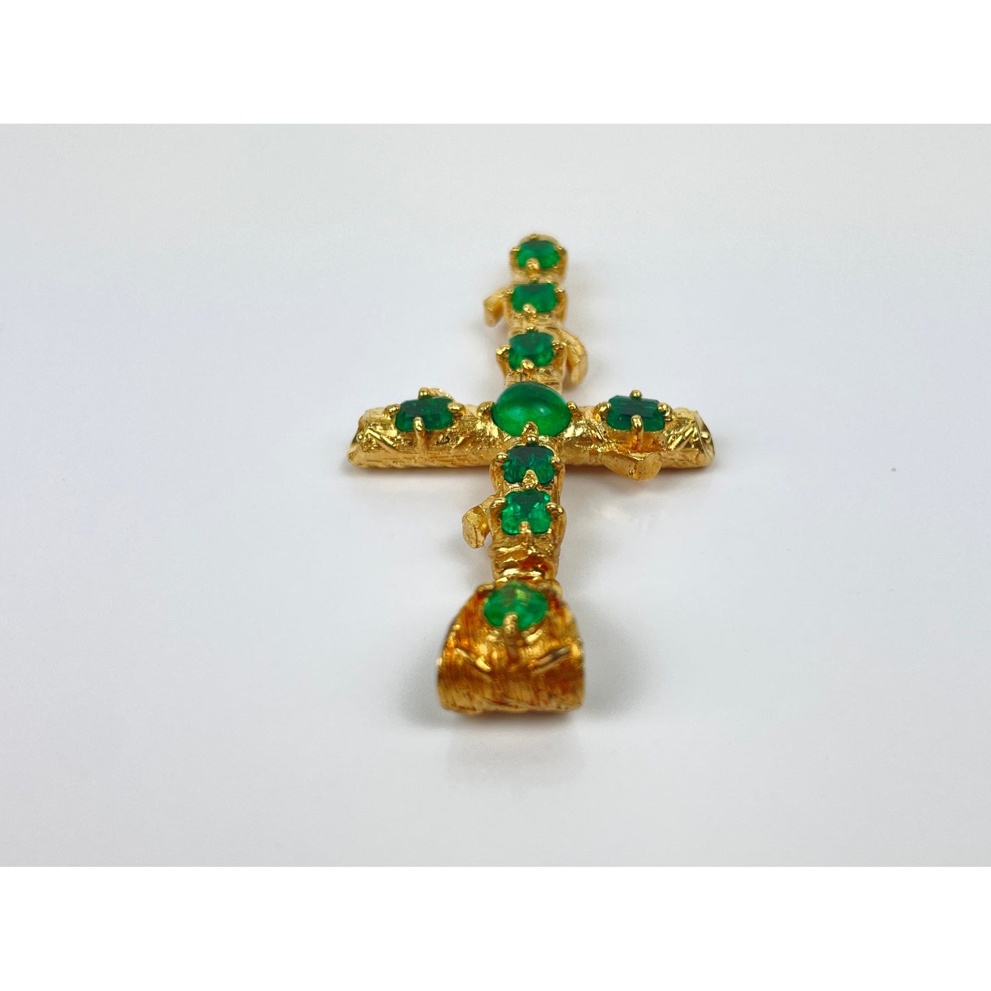 Vintage 18k Gold Emerald Cross Pendant