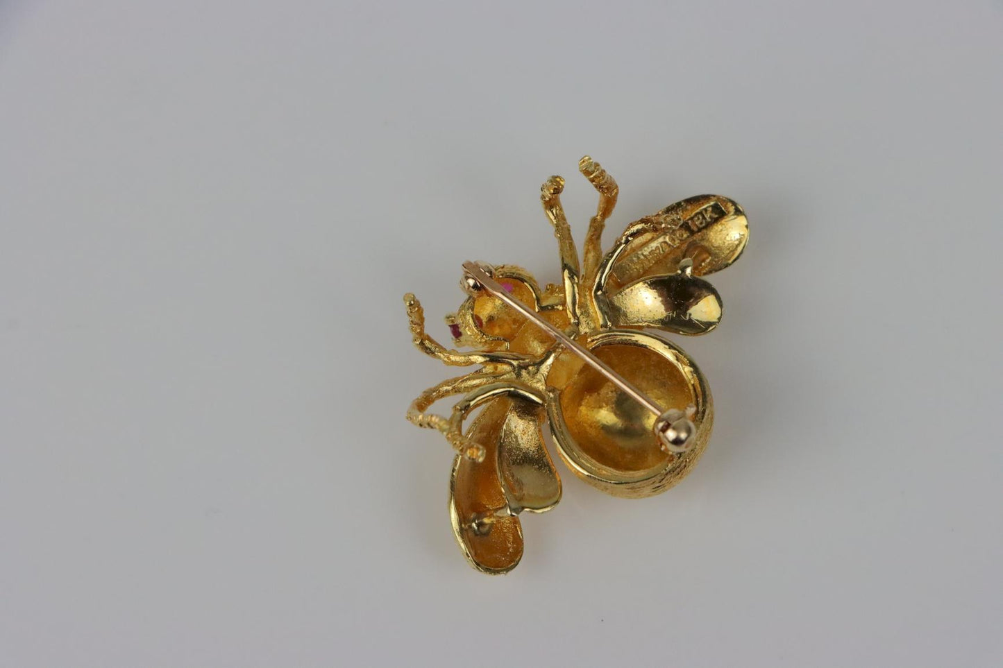 Vintage Tiffany & Co 18K Gold Ruby Bee Brooch Pin