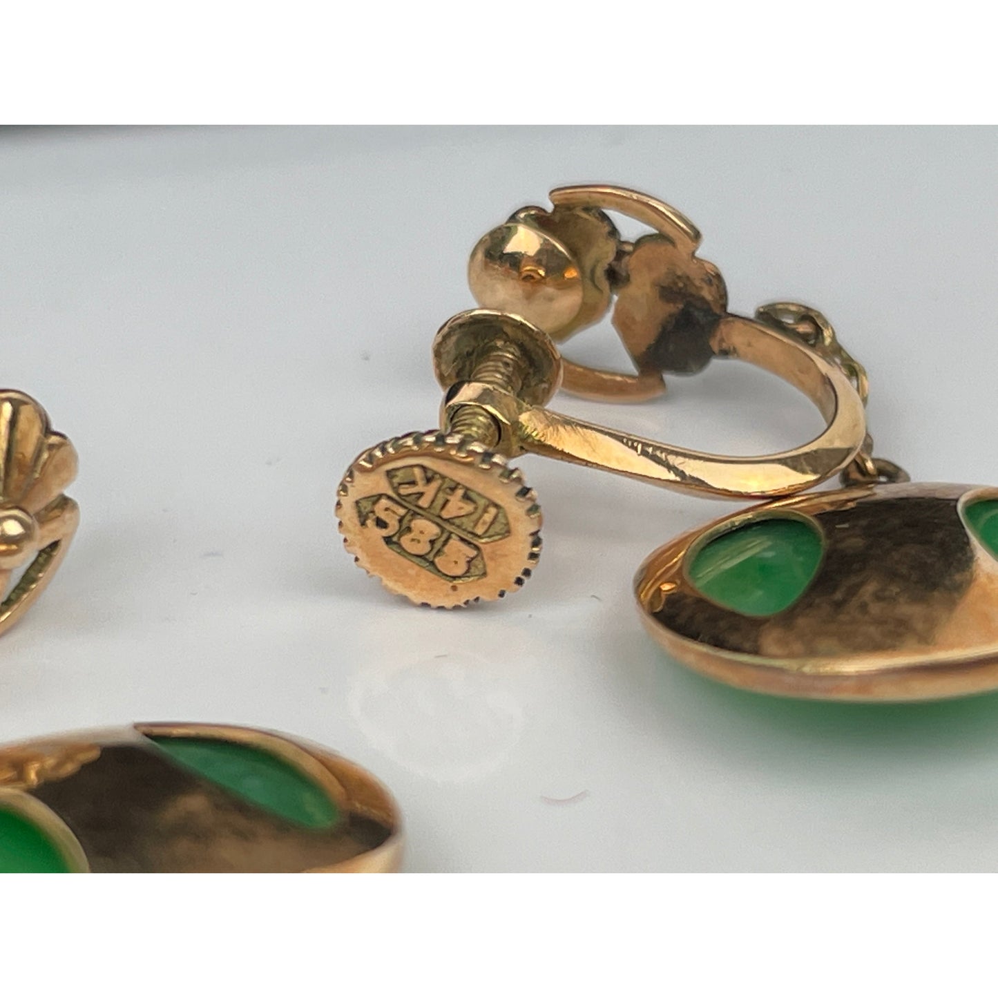 Vintage Pair of 14k Gold Jadeite Earrings
