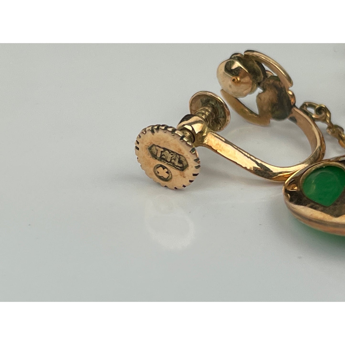 Vintage Pair of 14k Gold Jadeite Earrings