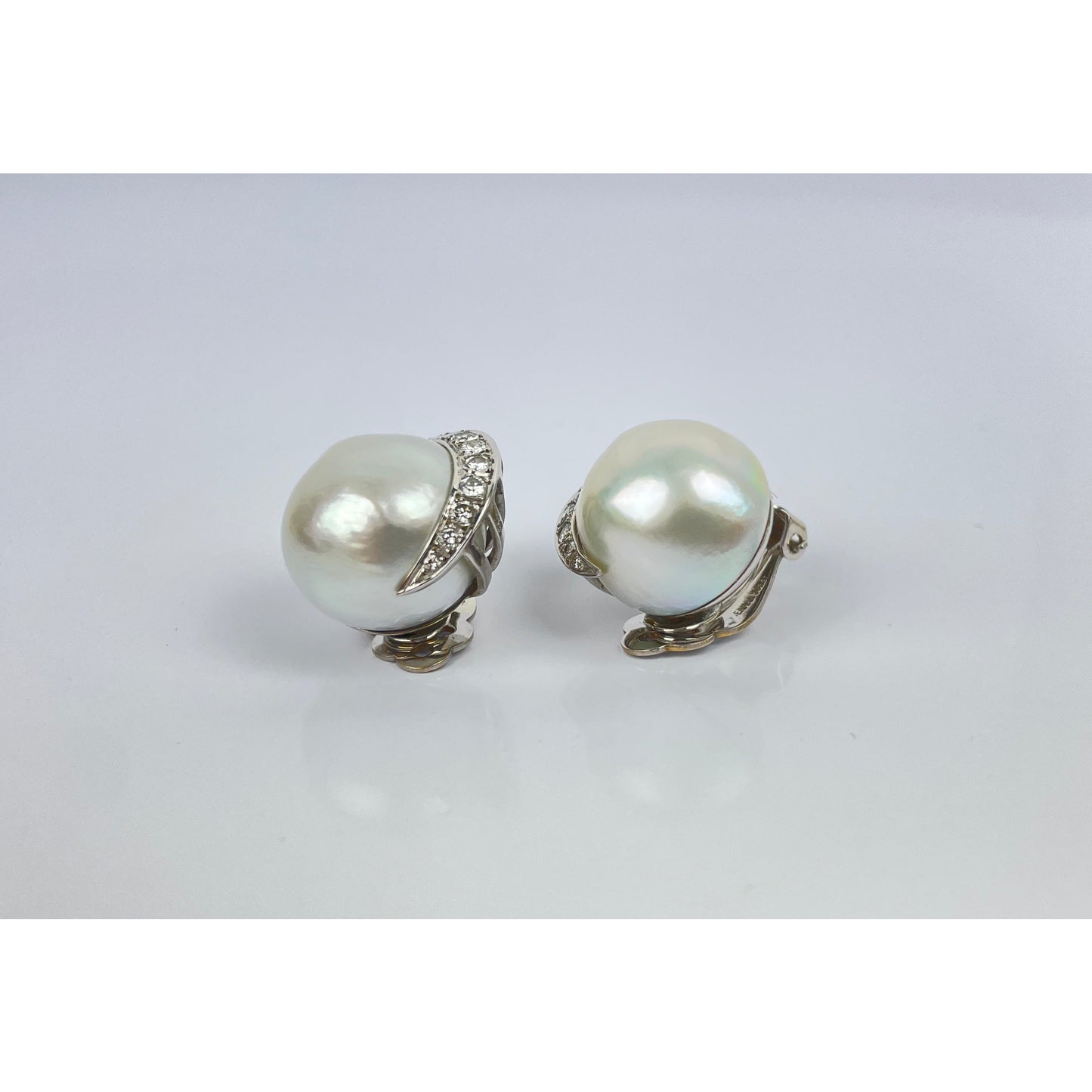Vintage Seaman Schepps Pair of 14k Gold Pearl Earrings