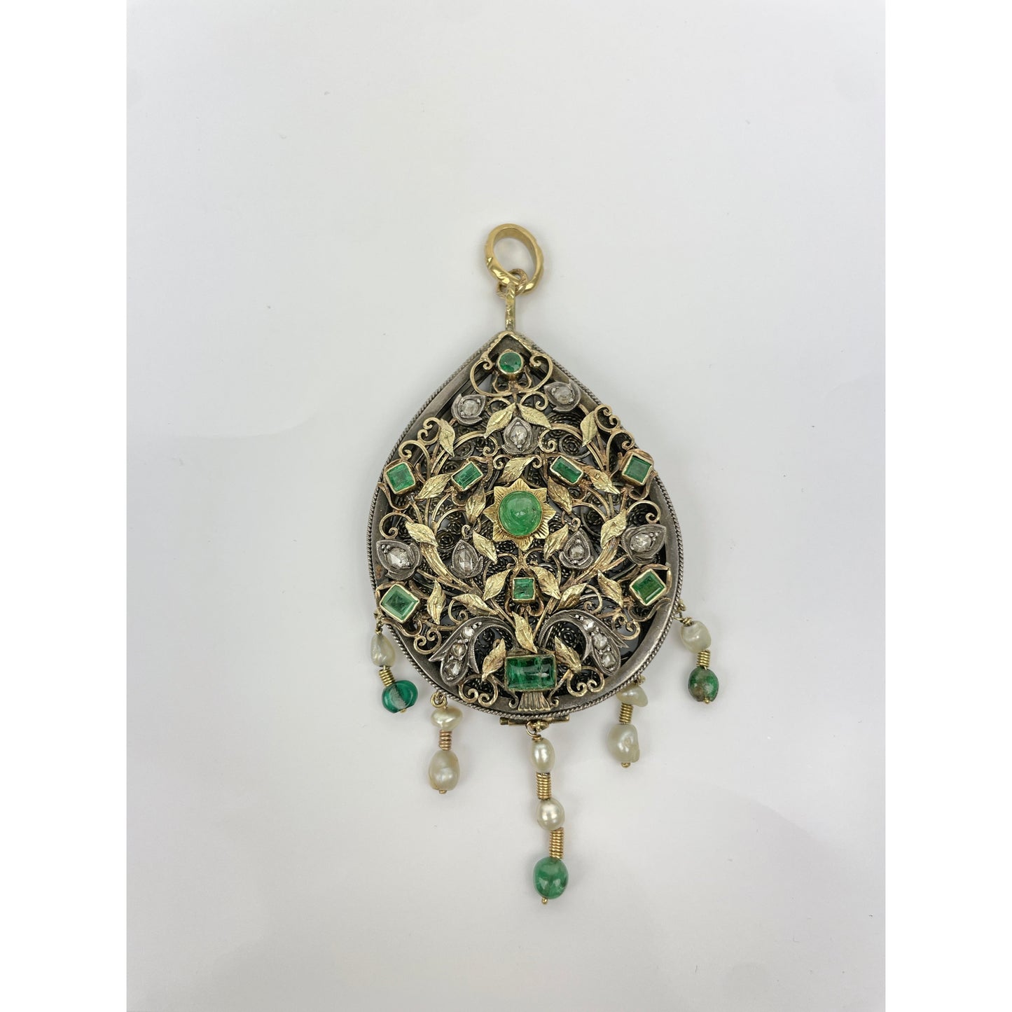 18k Gold Silver Diamond Emerald Pearl Aroma Pendant