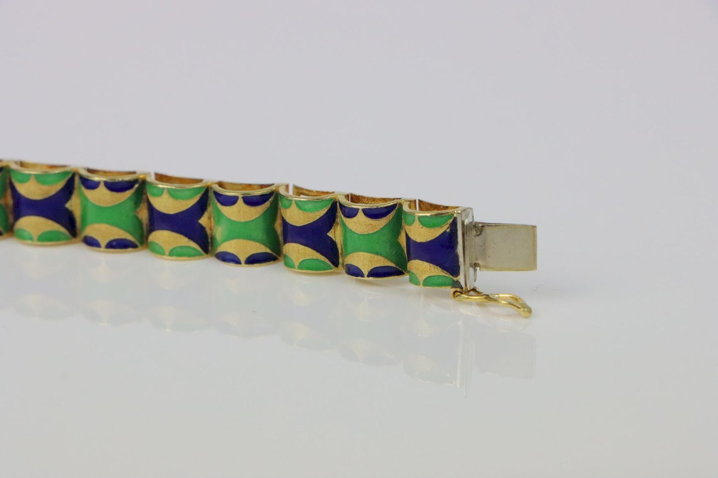 Vintage 18K Gold Enamel Bracelet