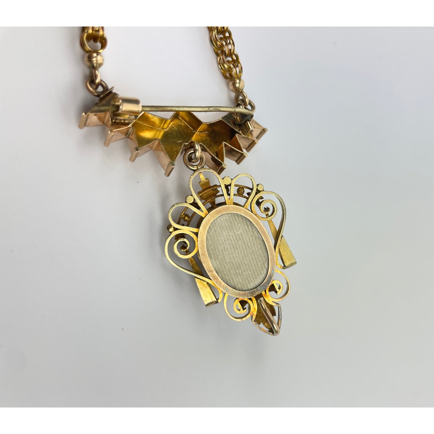 Victorian 14K Gold Cameo Necklace