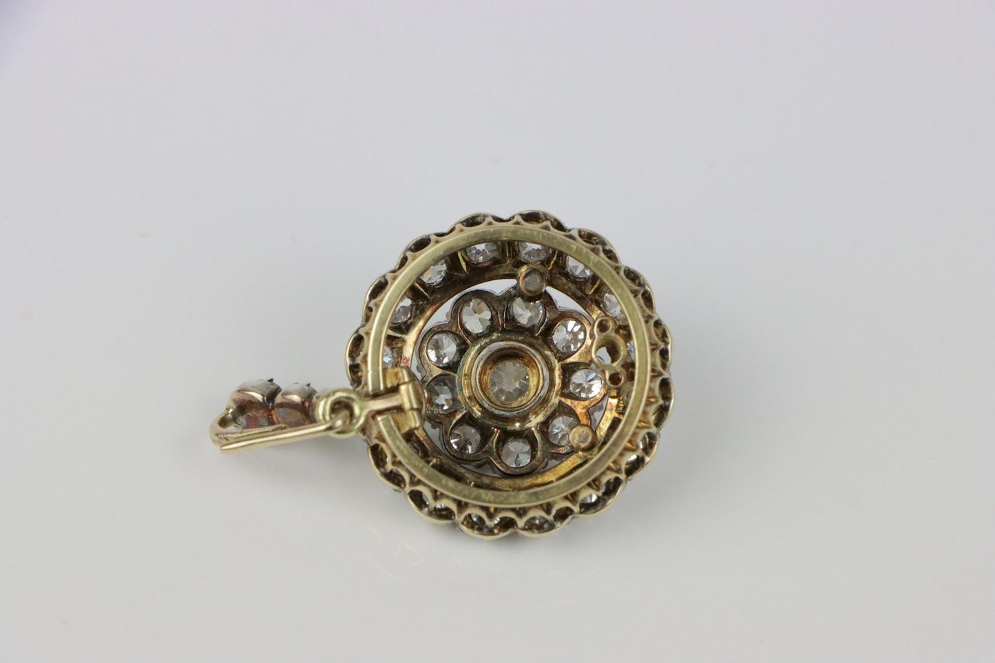 Antique Convertible Platinum Carat Diamond Pendant Brooch