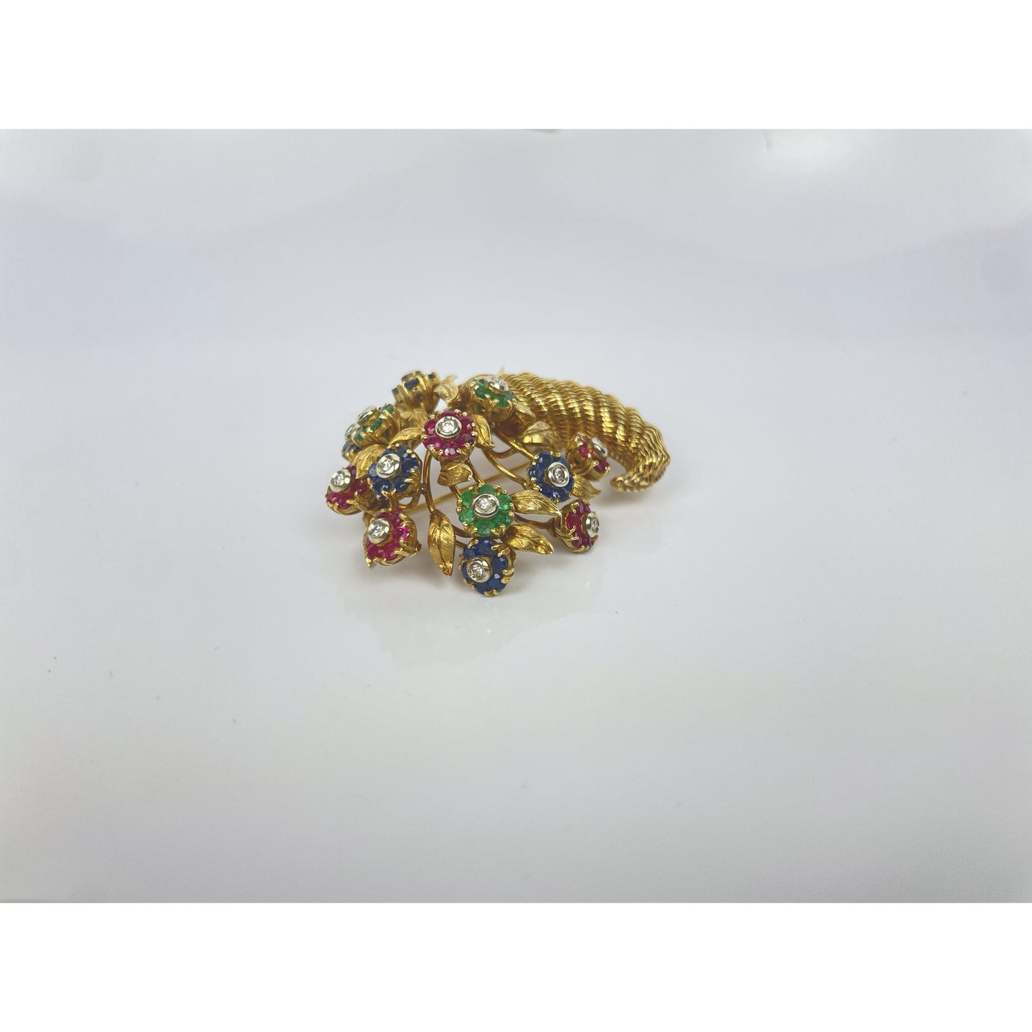 Retro Tiffany & Co. En Tremblant Gem Set Gold Brooch Pin