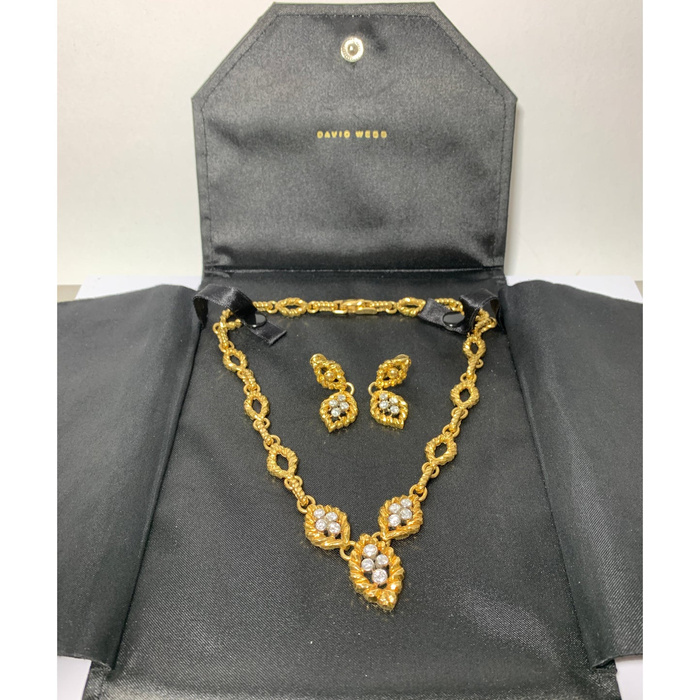 David Webb 18k Gold Diamond Necklace & Earrings Set