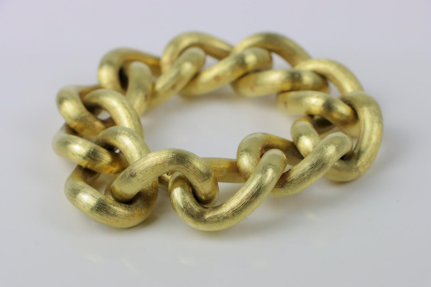 Large Vintage 14K Gold Textured Curb Link Bracelet