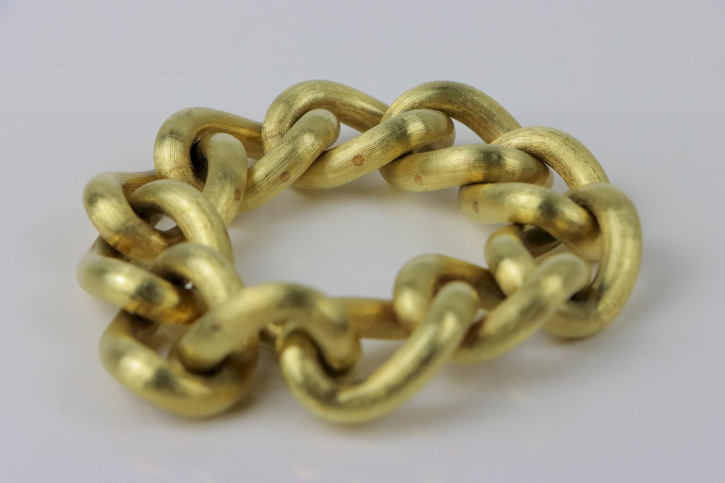Large Vintage 14K Gold Textured Curb Link Bracelet