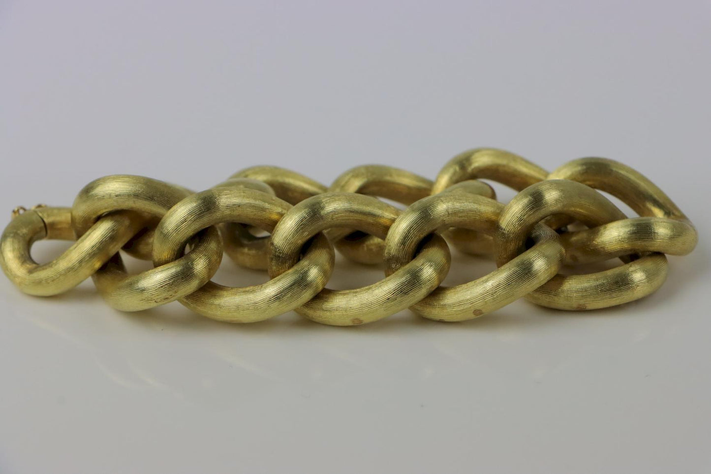 Large Vintage 14K Gold Textured Curb Link Bracelet
