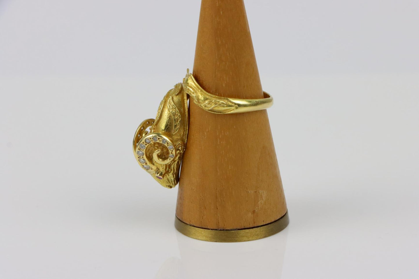Vintage Greek 18K Gold Ram Ring Attrib. Zolotas