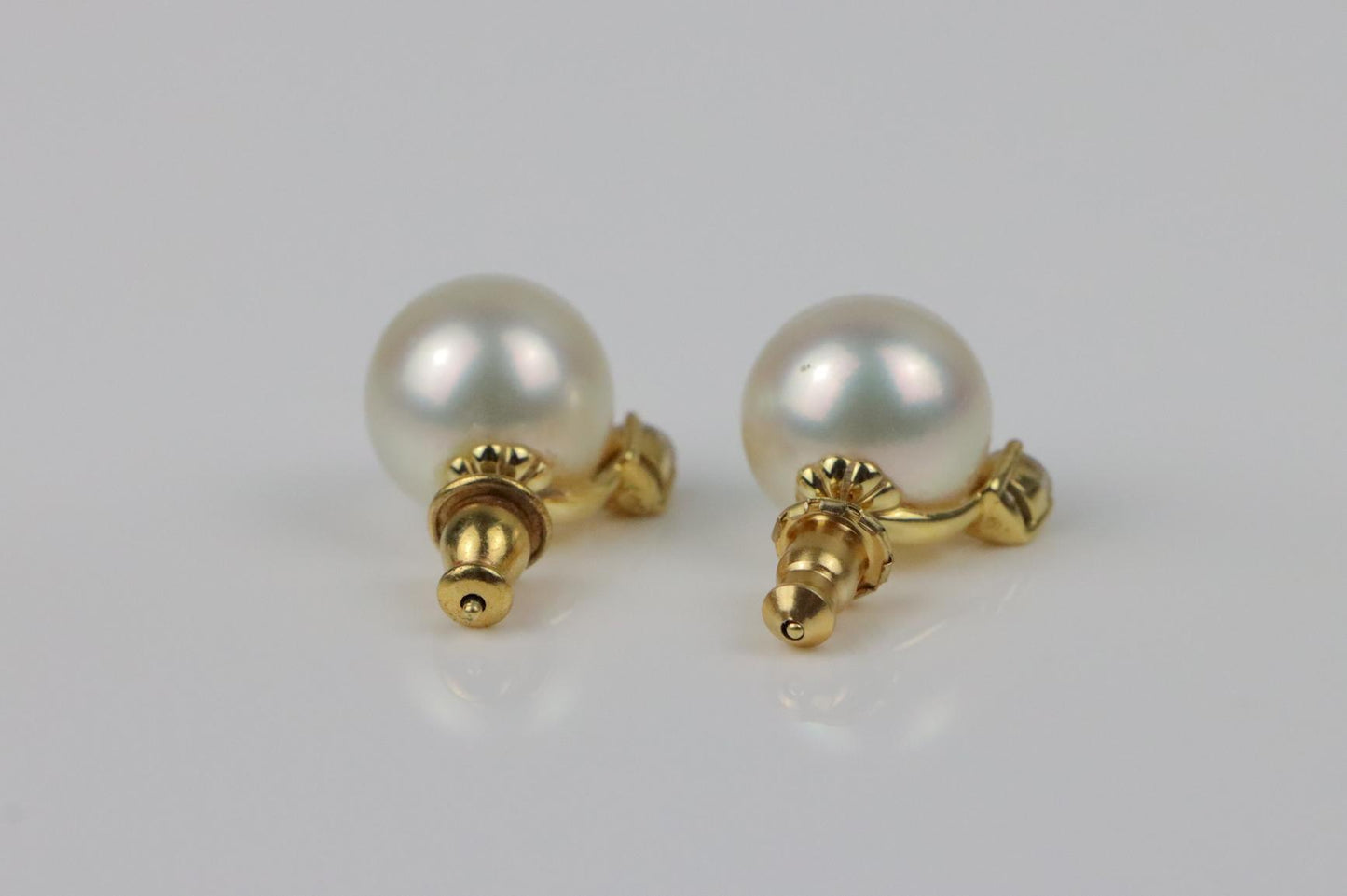 18K Gold Mikimoto Pearl Diamond Earrings