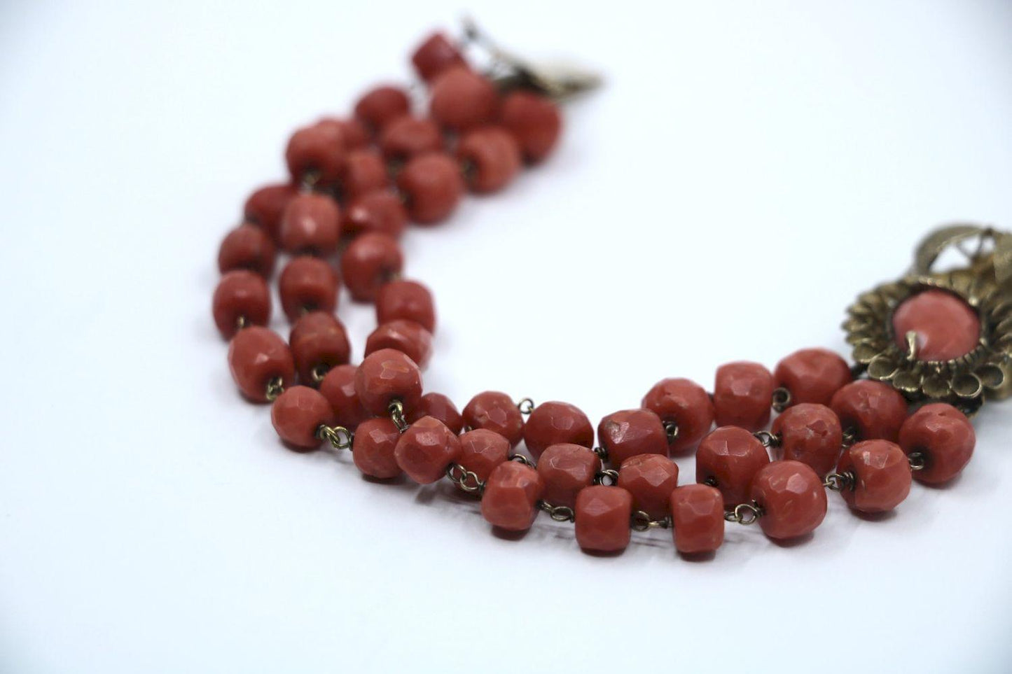 Antique 9K Gold Muit-Stand Coral Bracelet