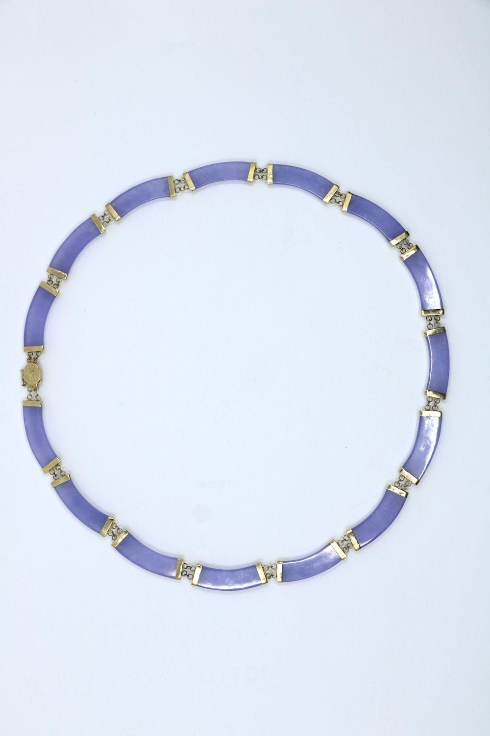 Vintage 14K Gold Lavender Jade Necklace