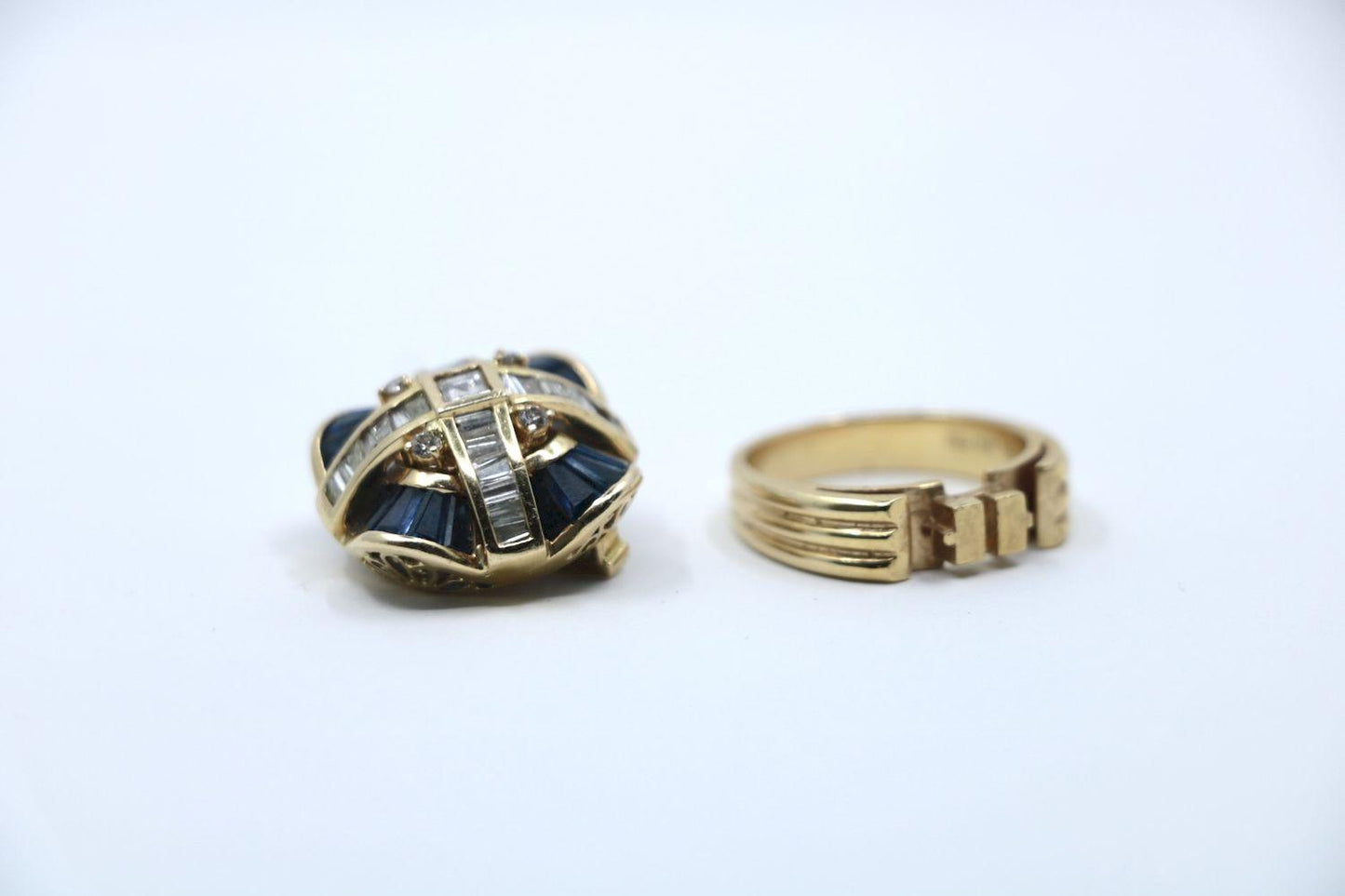 Vintage 18K Gold Diamond Blue Sapphire Ring