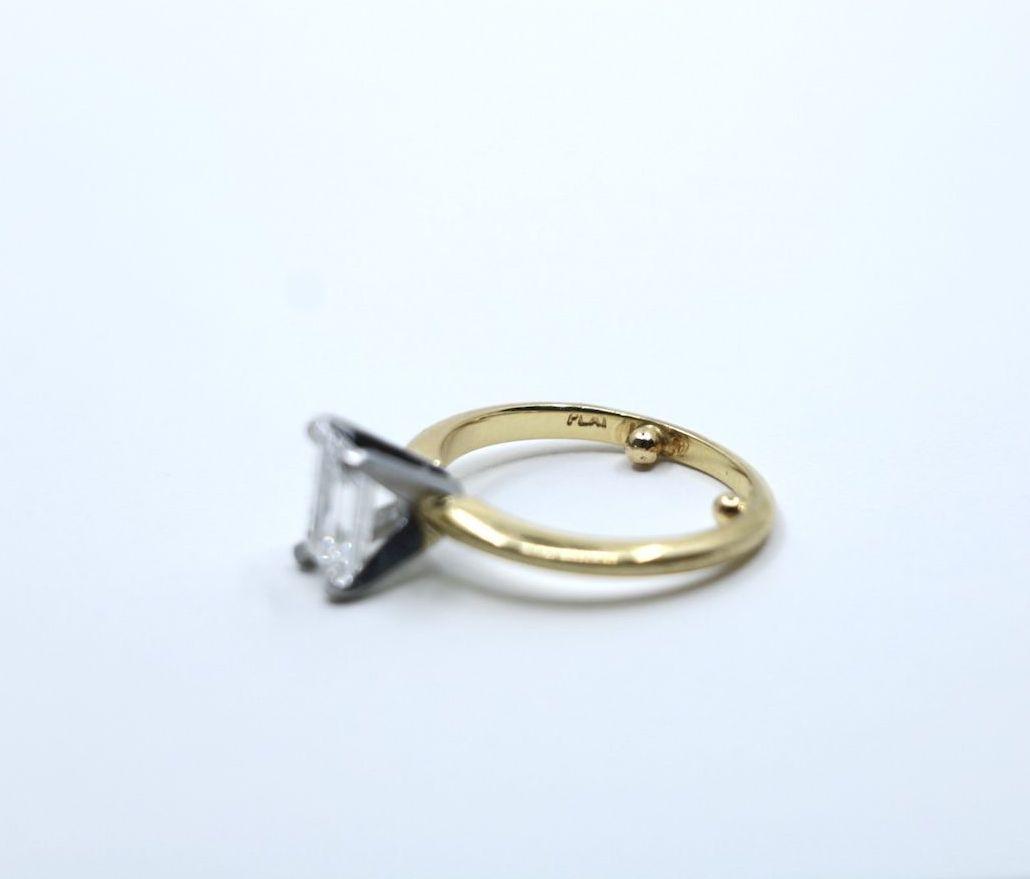 GIA certified 18K Gold & Platinum 1.10 Carat Diamond Ring