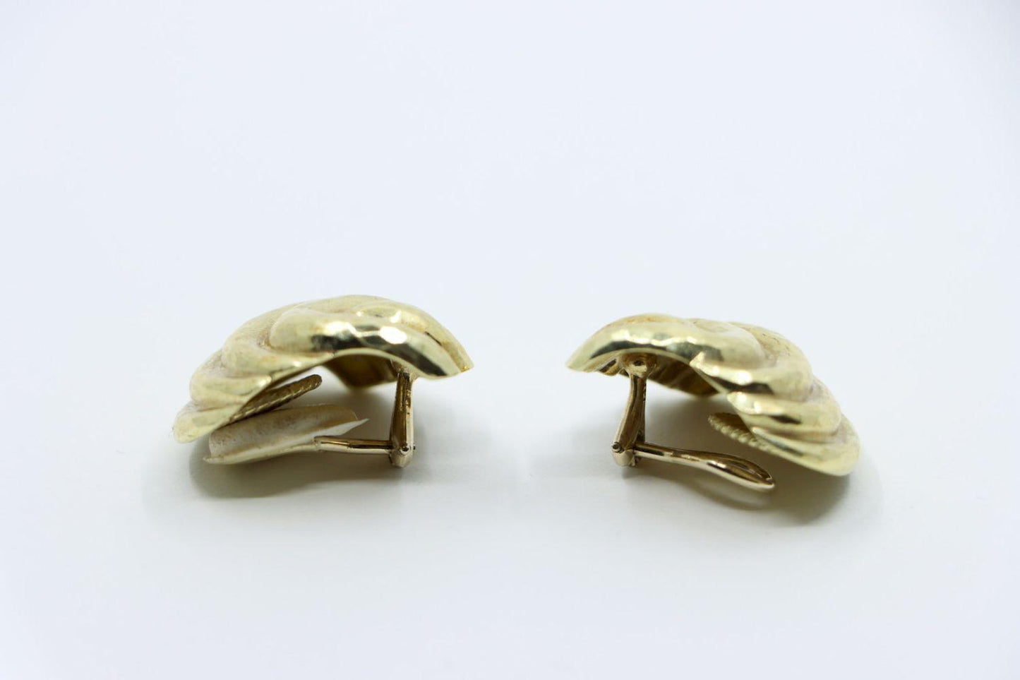 Vintage 14K Gold Shell Shape Earrings