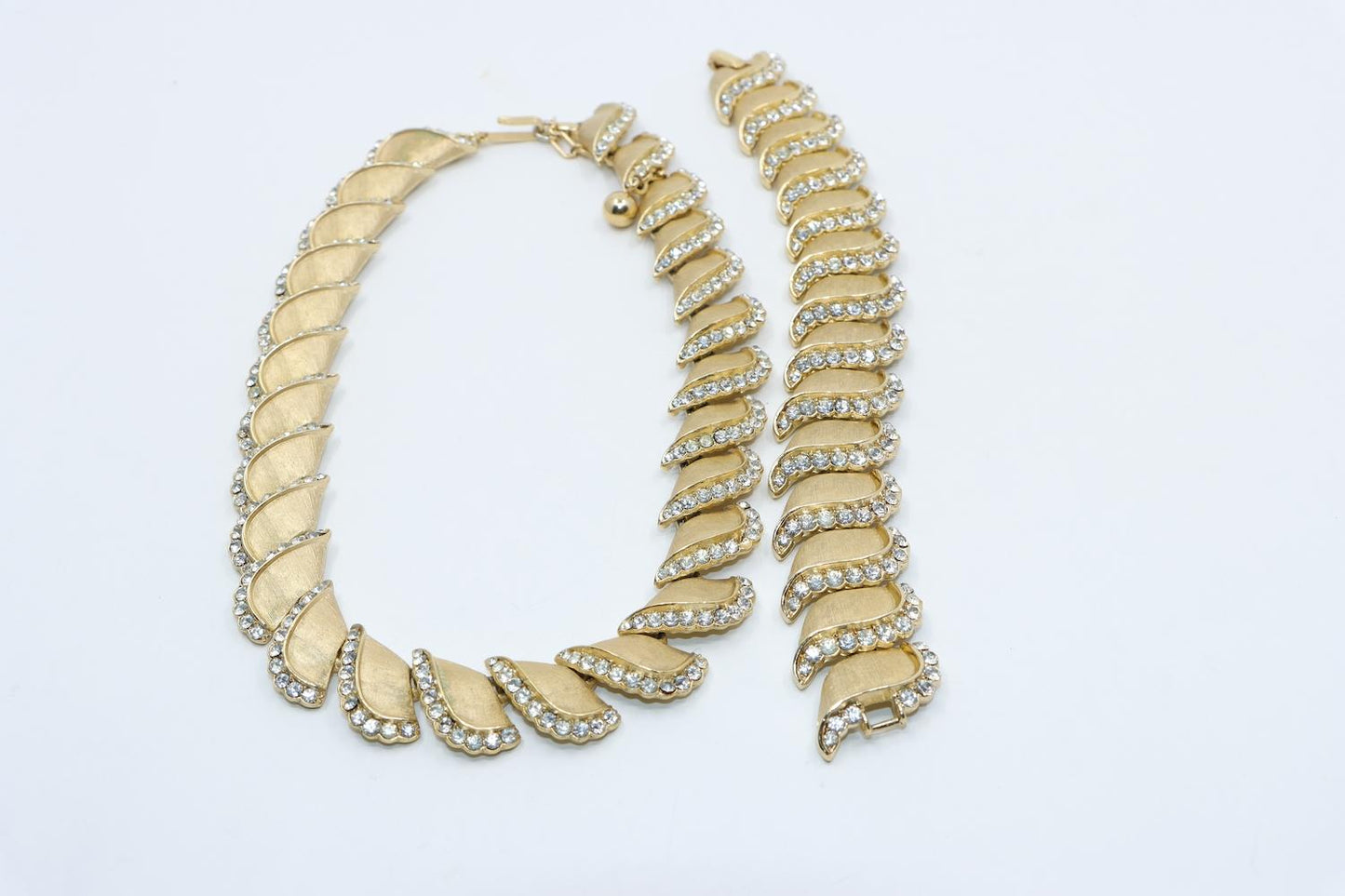 Vintage Trifari Gold Tone Rhinestones Bracelet & Necklace Set