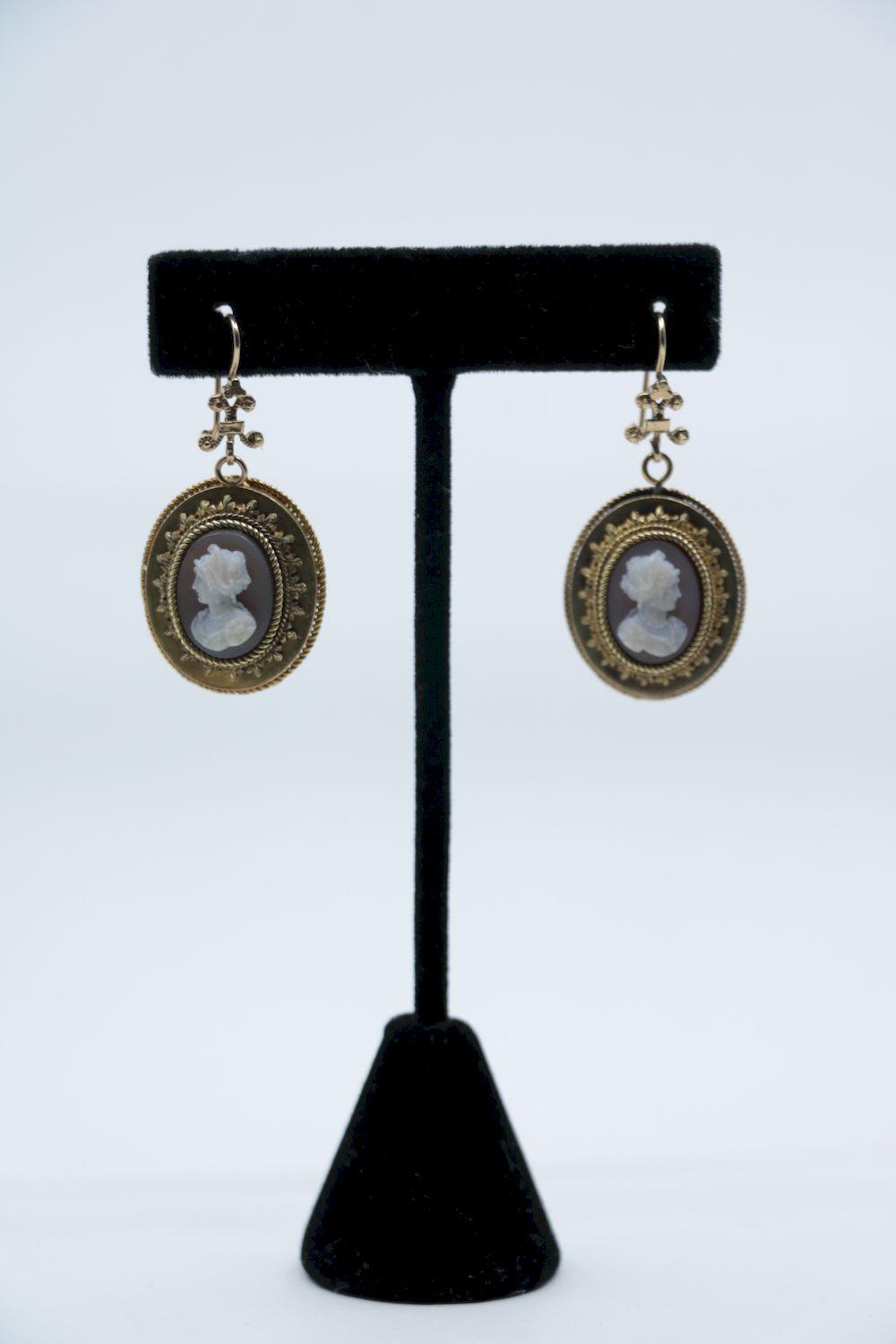 Vintage 14K Gold Cameo Earrings